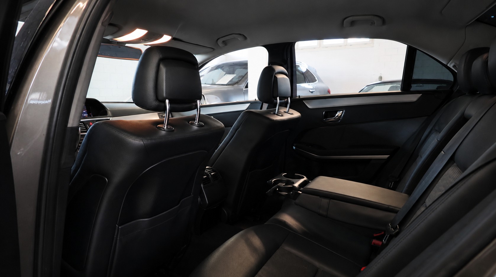 MERCEDES-BENZ E 250 BlueEF-image-11