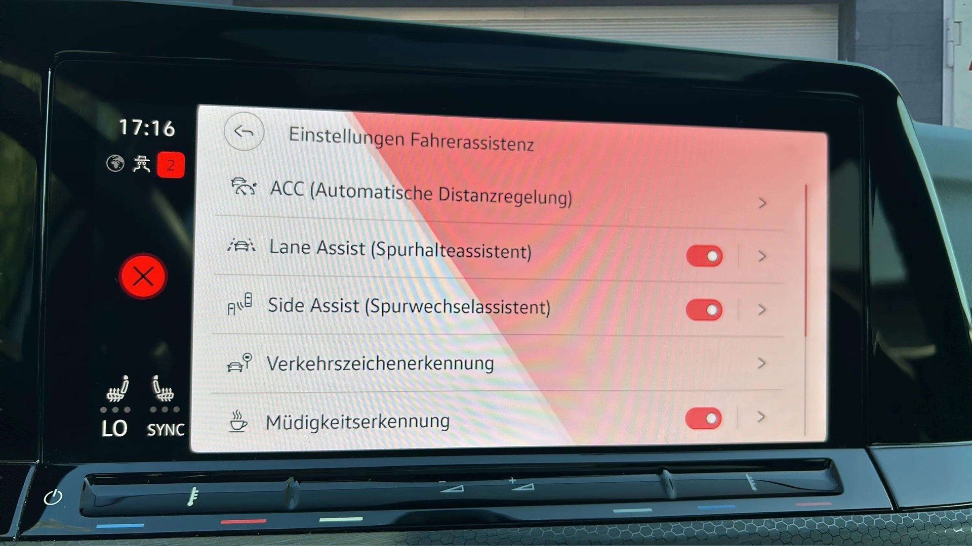 VW Golf 2.0 TSI GTI Clubsport DSG-image-16