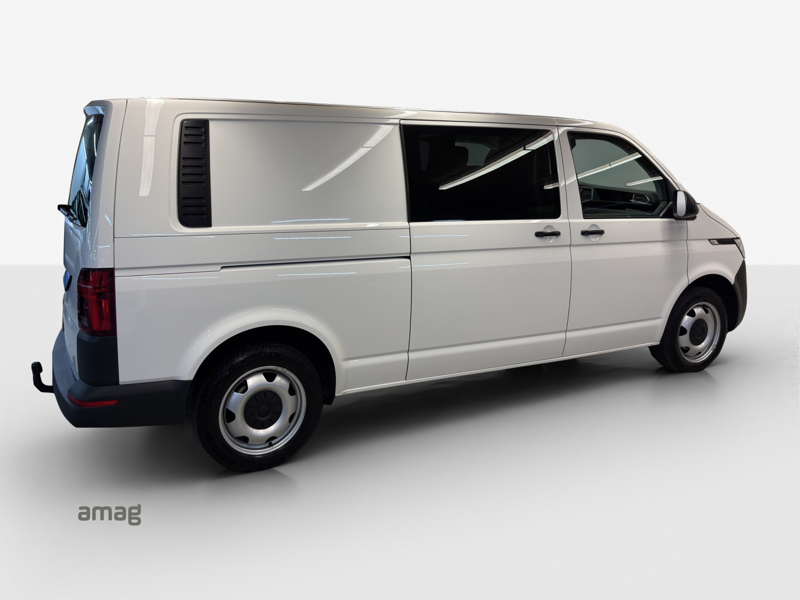 VW T6.1 2.0 TDI 4Motion DSG-image-4