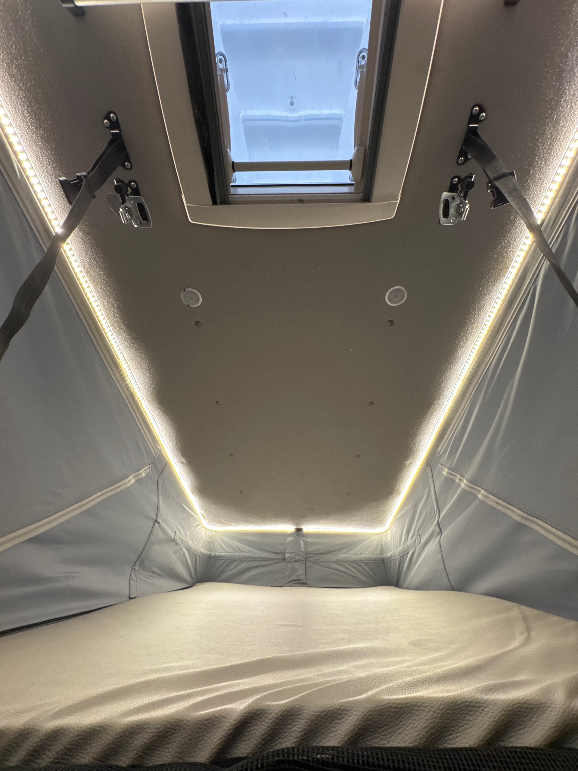FIAT 2024 Fiat Ducato Weinsberg Carabus | Schaltgetriebe | Aufstelldach-showroom-element-3