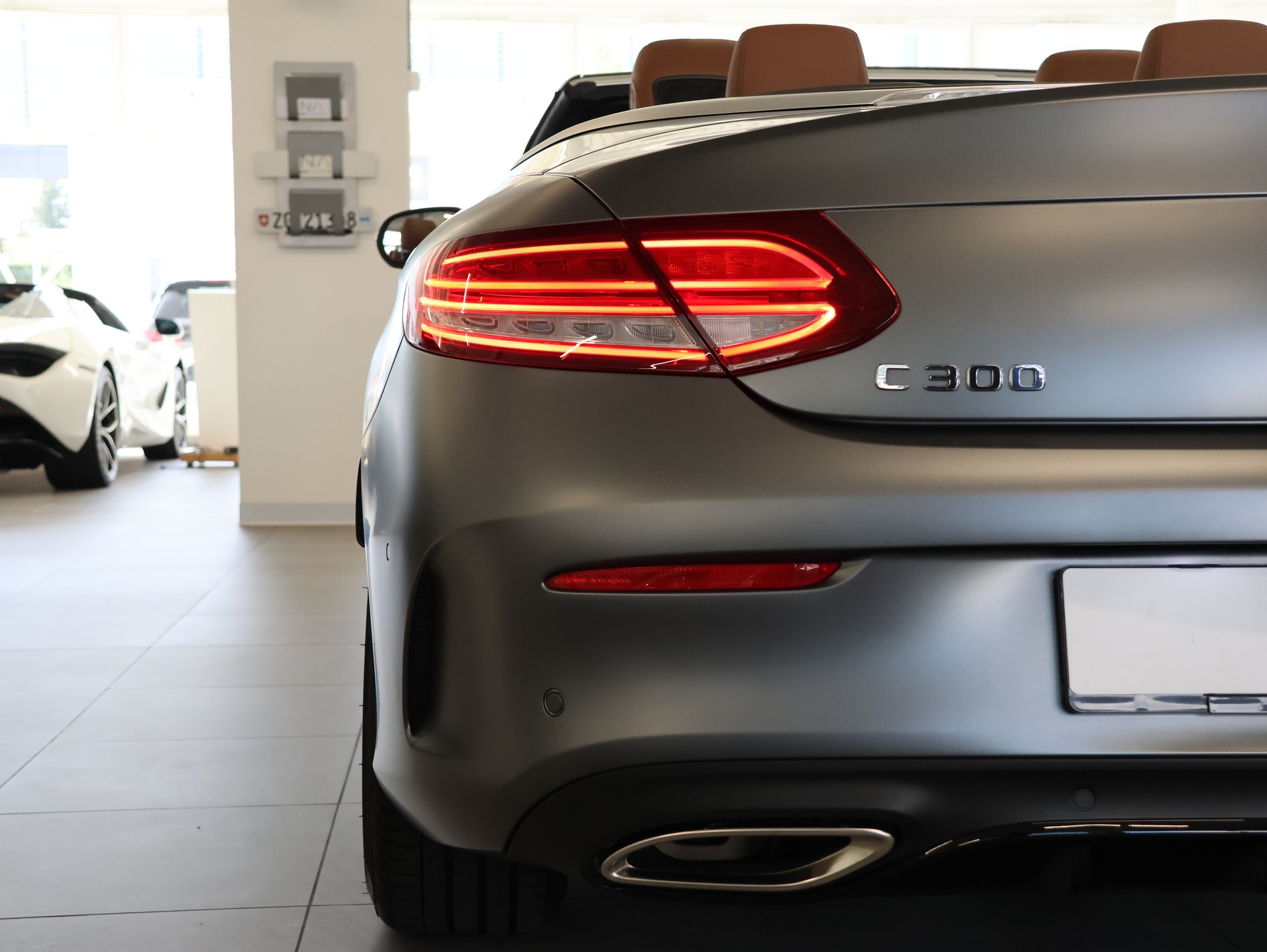 MERCEDES-BENZ C 300 Cabriolet 9G-Tronic * 360 Kamera* Burmester* *Sitzheizung/Lüftung*-image-11