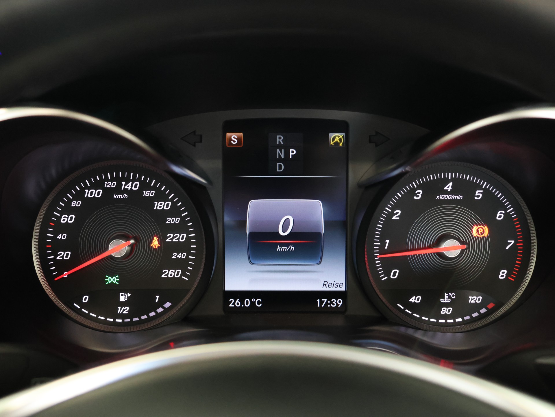 MERCEDES-BENZ C 300 Cabriolet 9G-Tronic * 360 Kamera* Burmester* *Sitzheizung/Lüftung*-image-22