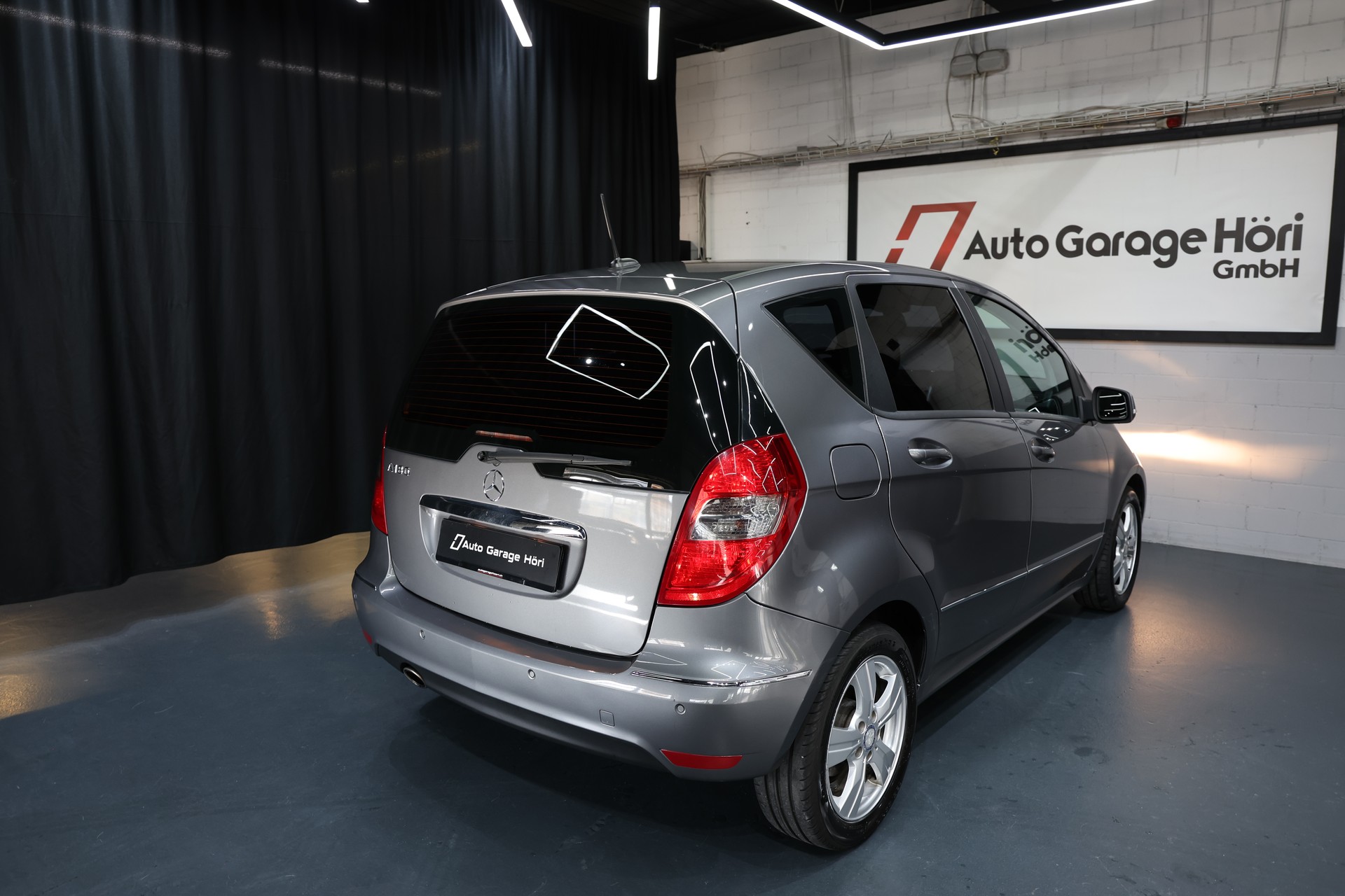 MERCEDES-BENZ A 180 Avantgarde-image-15