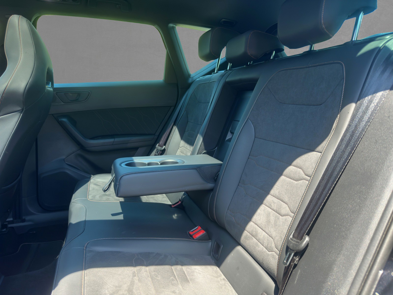 CUPRA Ateca 2.0TSI VZ 4Drive DSG-image-7