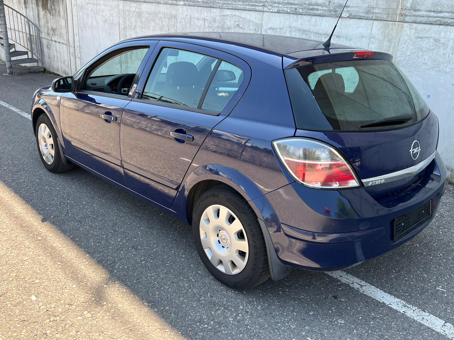 OPEL Astra 1.6i 16V Enjoy-image-4