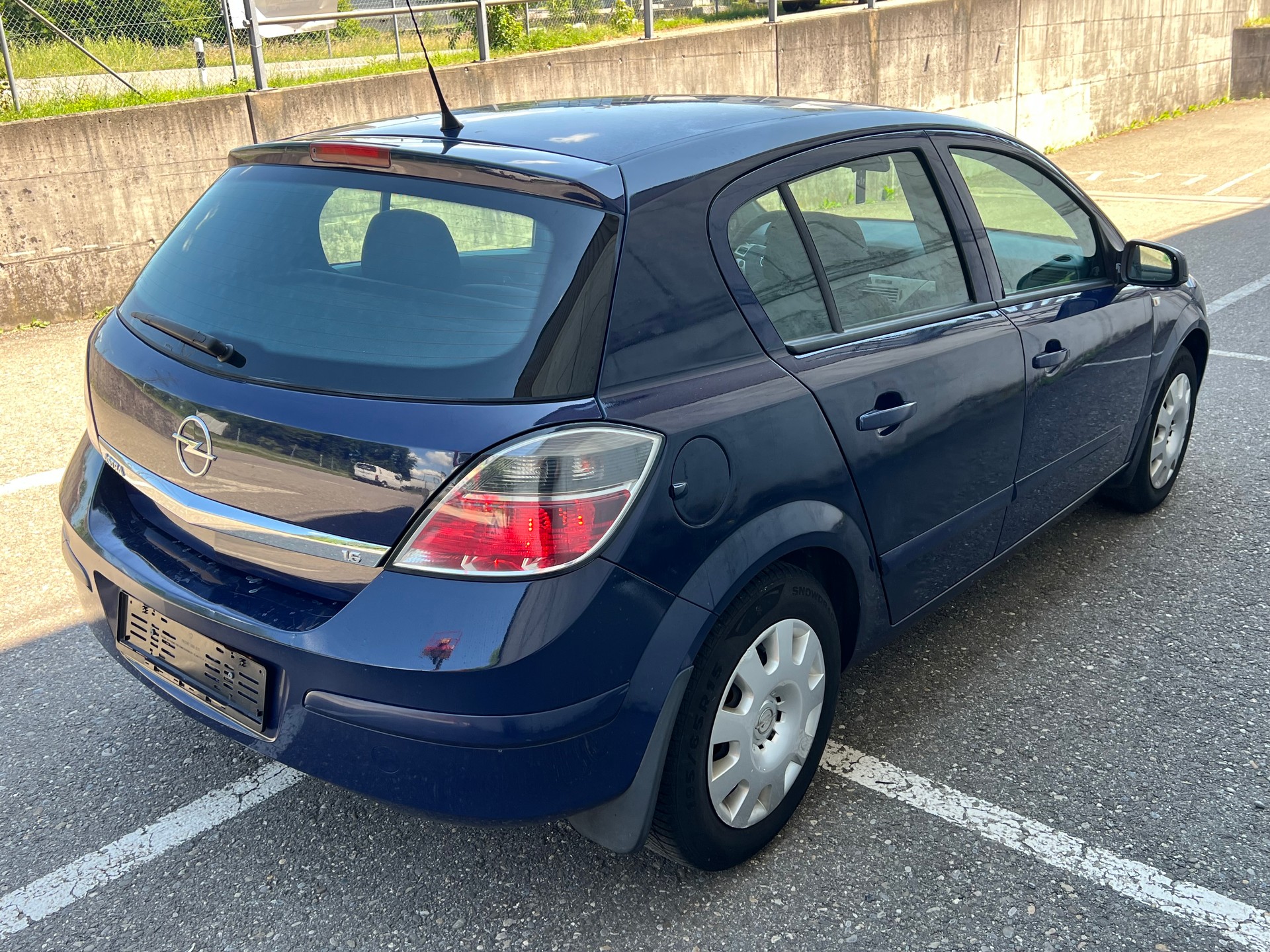 OPEL Astra 1.6i 16V Enjoy-image-3