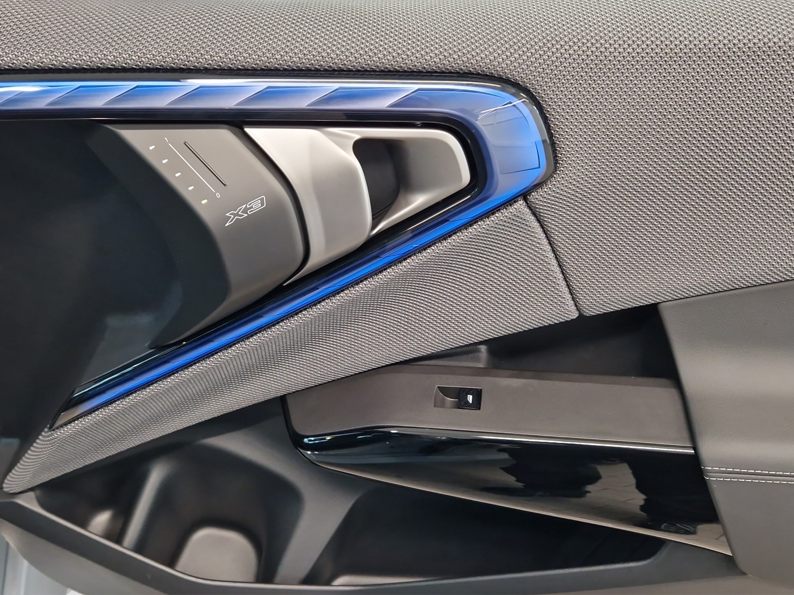 BMW X3 M50 xDrive M Sport Pro-image-12