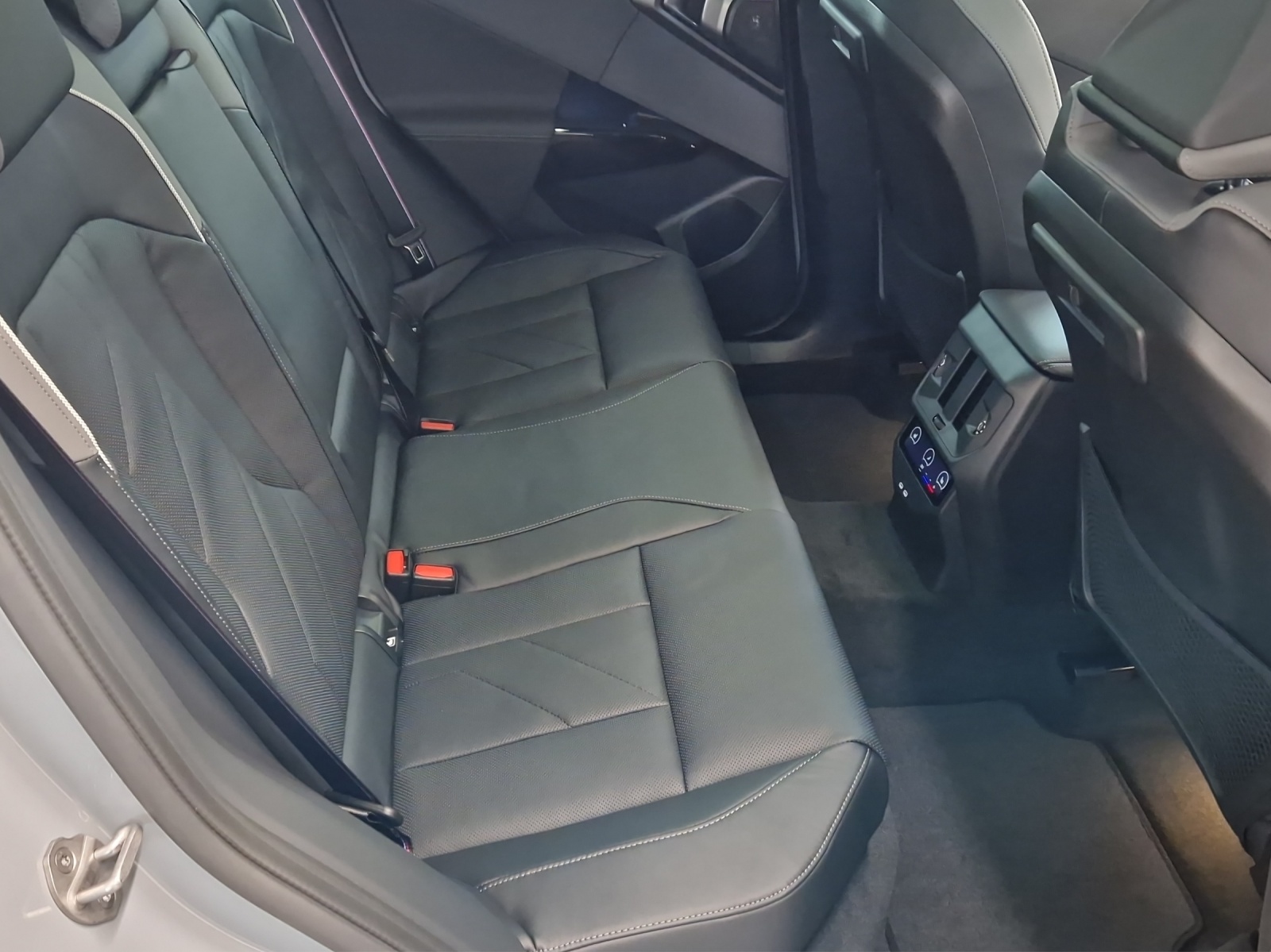 BMW X3 M50 xDrive M Sport Pro-image-21