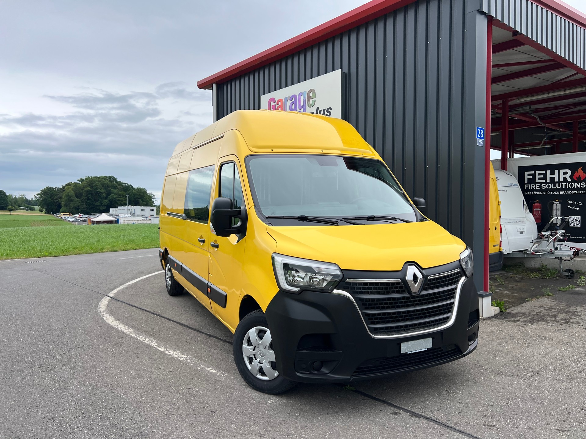 RENAULT Master T35 2.3dCi 135 L3H3