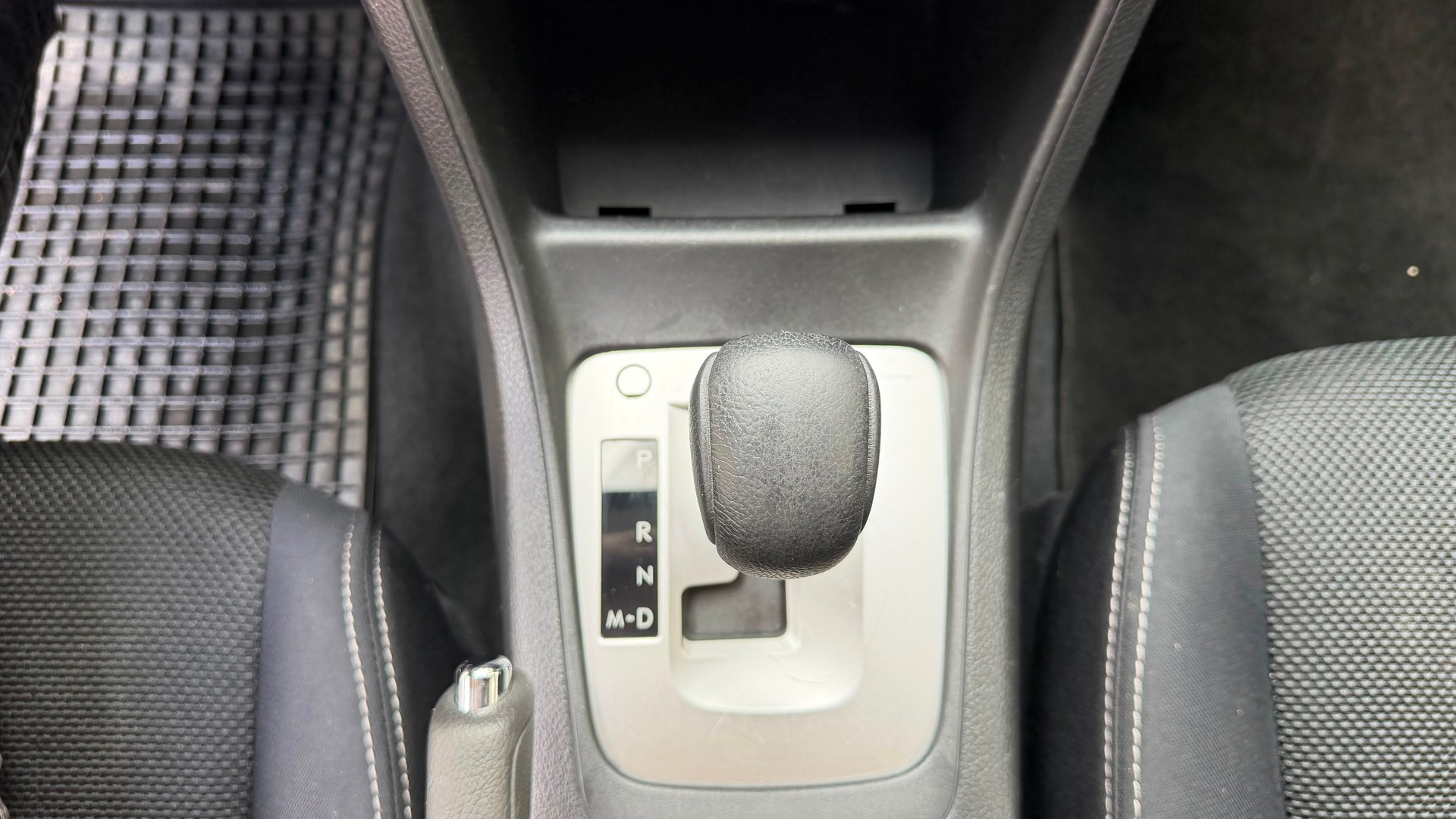SUBARU XV 2.0 Swiss Three AWD CVT-image-15