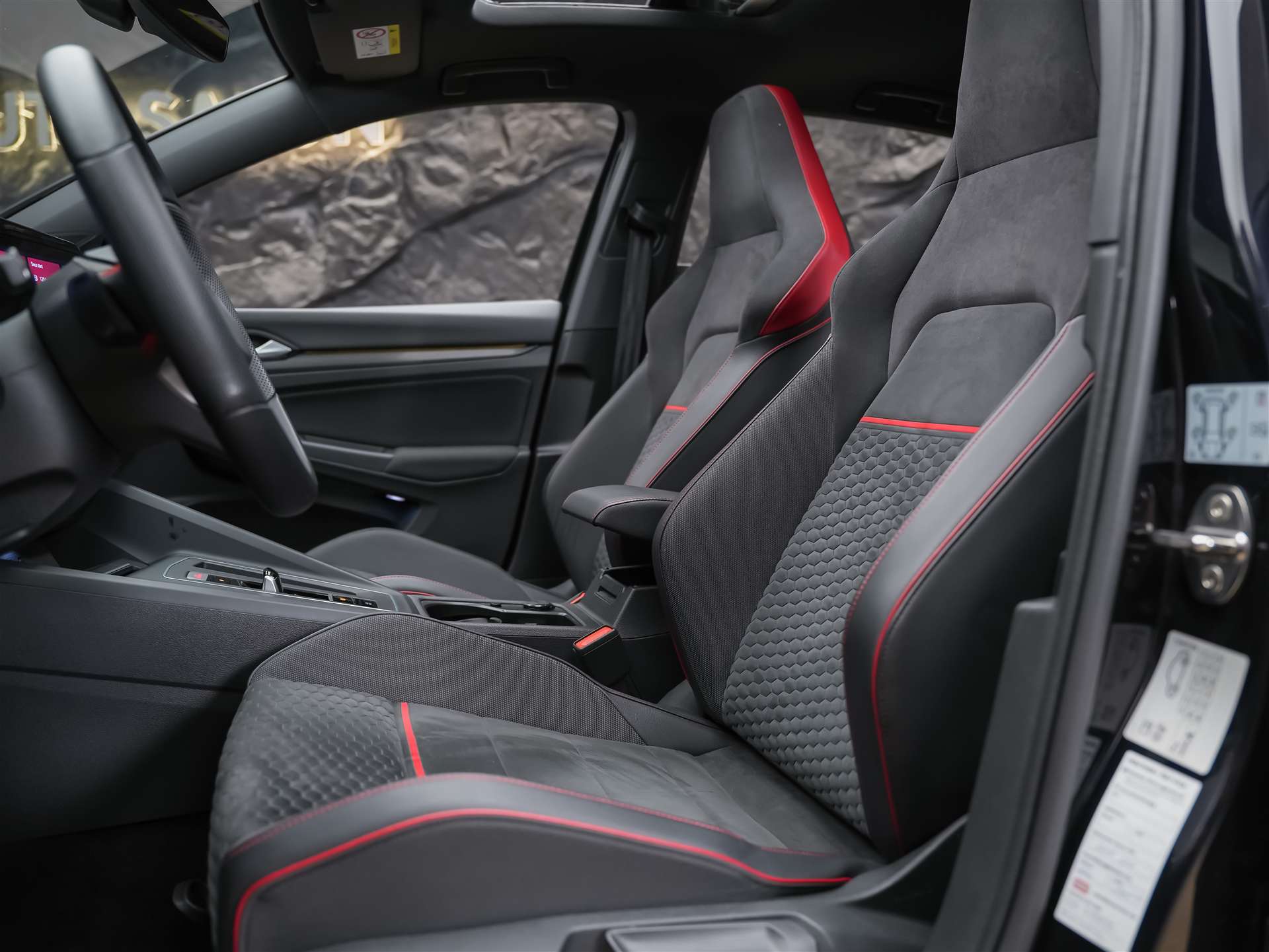 VW Golf 2.0 TSI GTI Clubsport DSG *Panorama*Abstandsregler* Lenkradheizung*-image-9