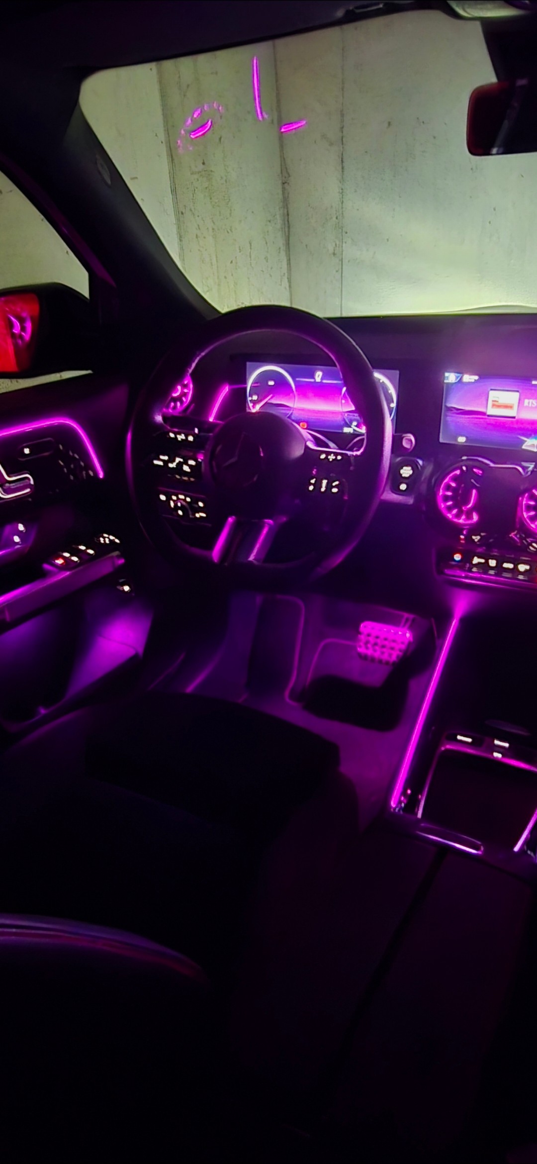 MERCEDES-BENZ GLB 220D AMG Line 7 places-image-8