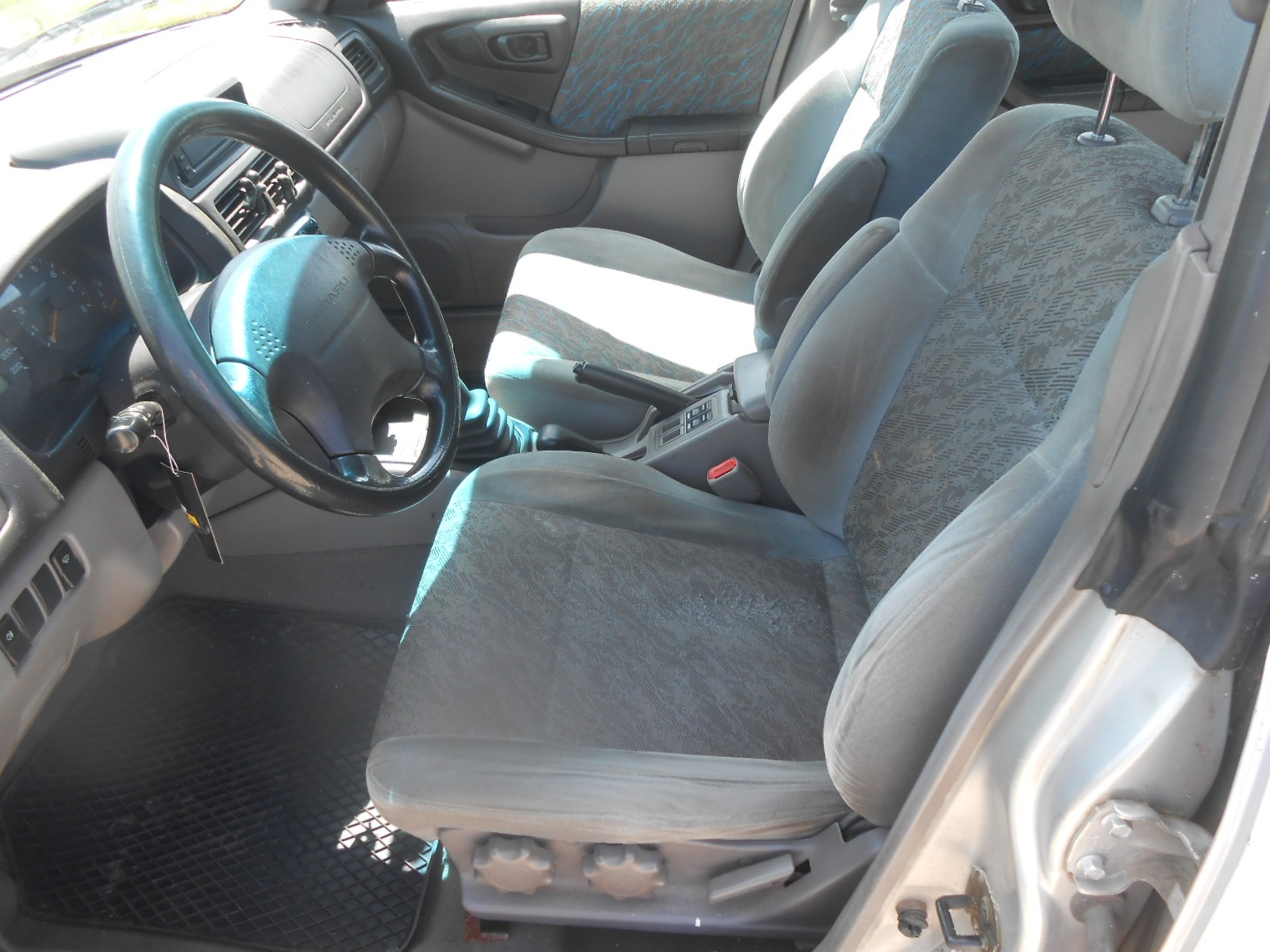 SUBARU Forester 2.0-image-10