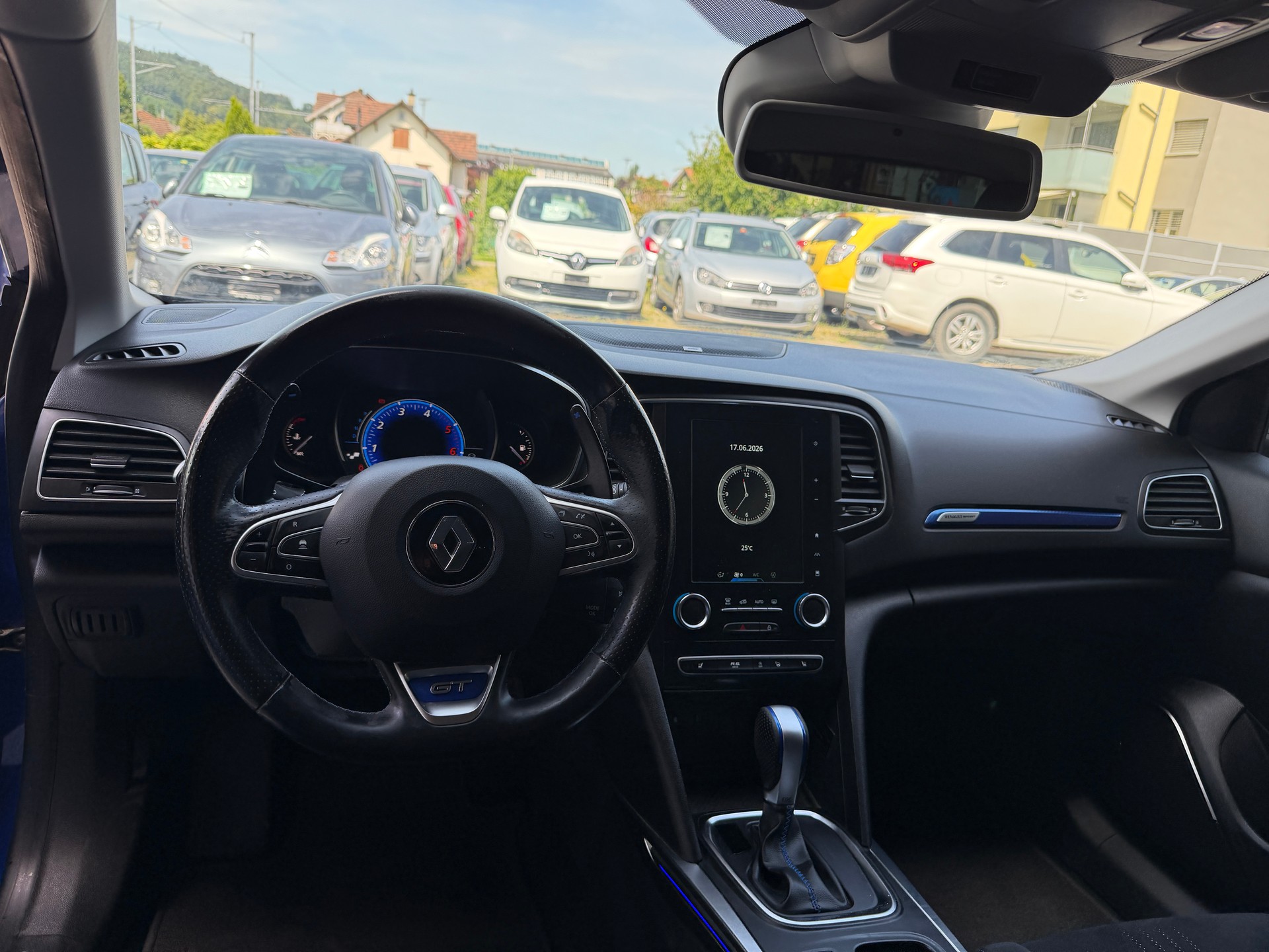 RENAULT Mégane Grandtour 1.6 dCi GT Limited EDC-image-9