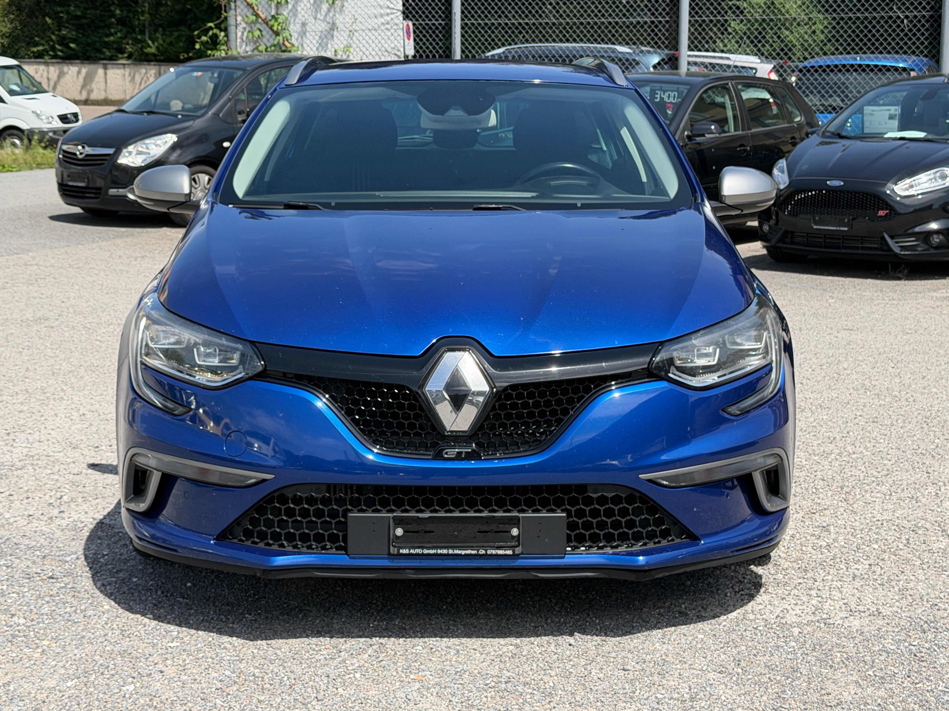 Car photo