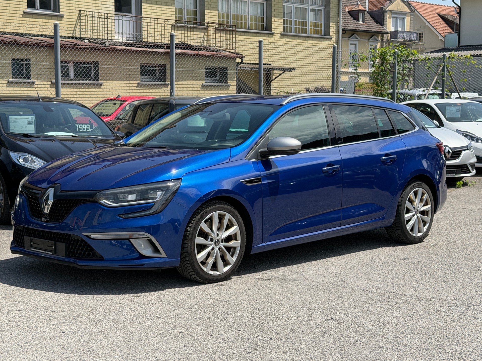 RENAULT Mégane Grandtour 1.6 dCi GT Limited EDC-image-2