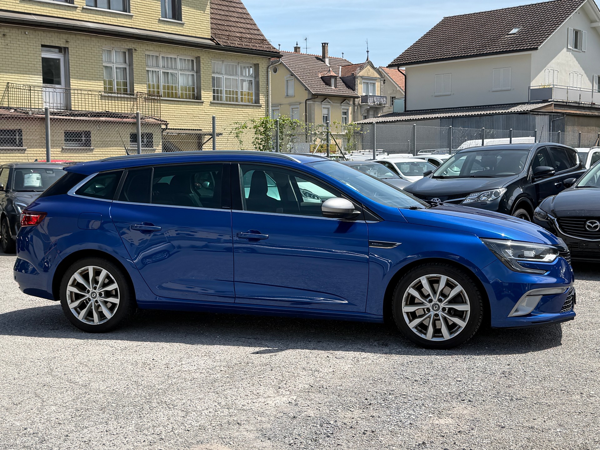 RENAULT Mégane Grandtour 1.6 dCi GT Limited EDC-image-1