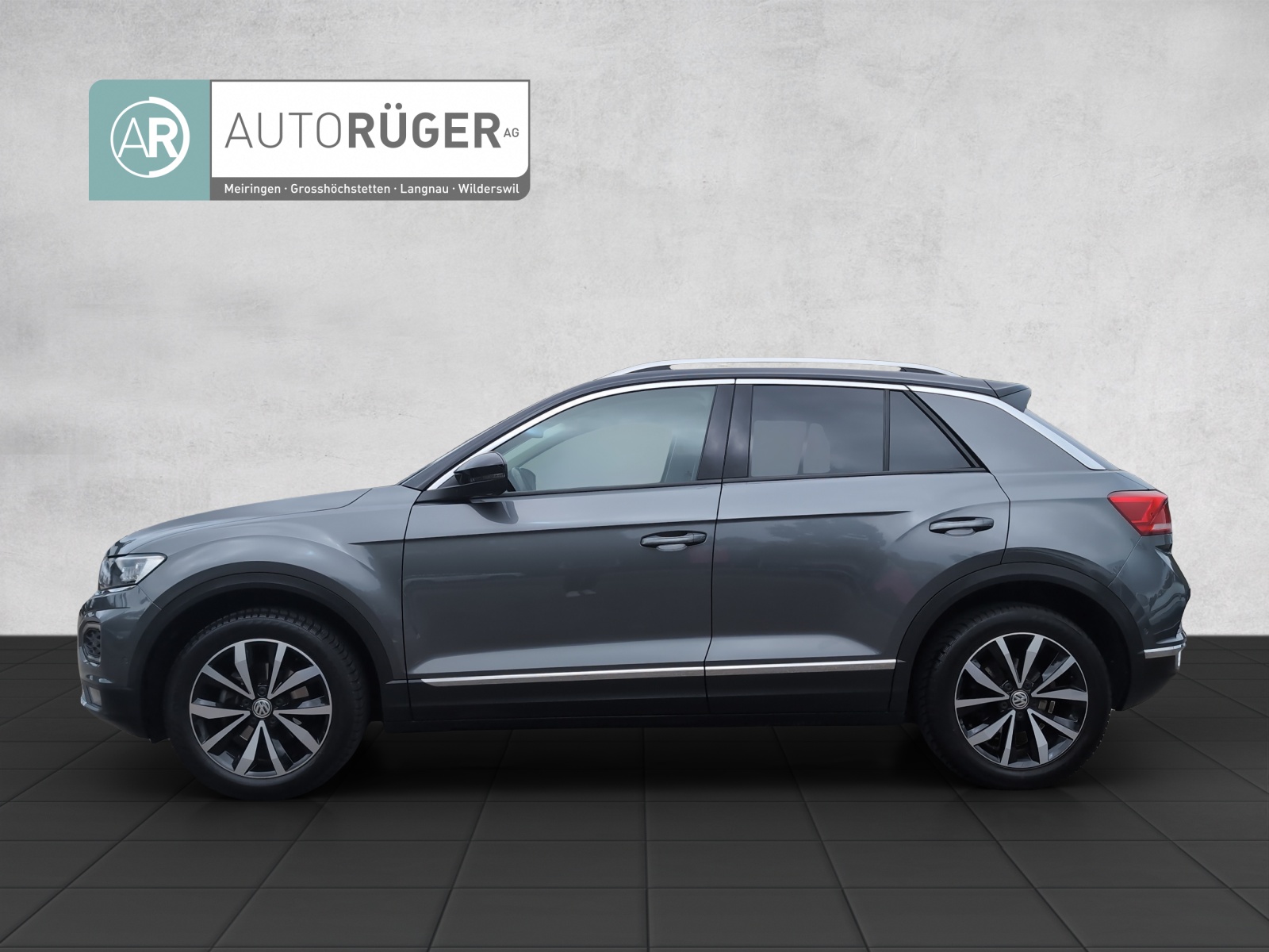 VW T-Roc 1.5 TSI EVO Advance DSG 4Motion-image-2