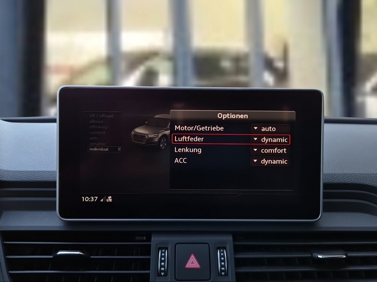 AUDI Q5 2.0 TDI sport quattro S-tronic Mythosschwarz Metallic-image-15