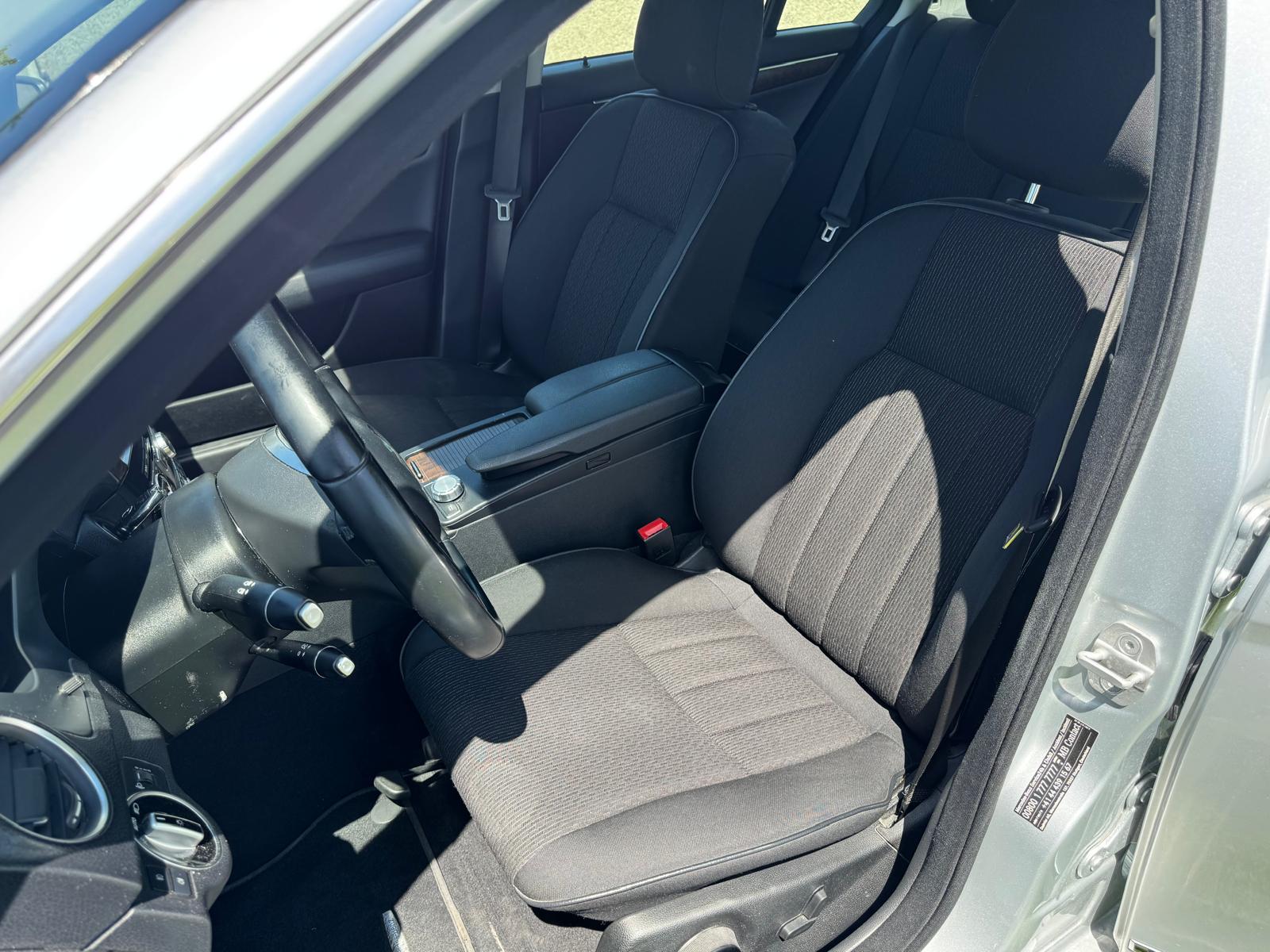 MERCEDES-BENZ C 250 CDI Elégance 4Matic 7G-Tronic-image-12