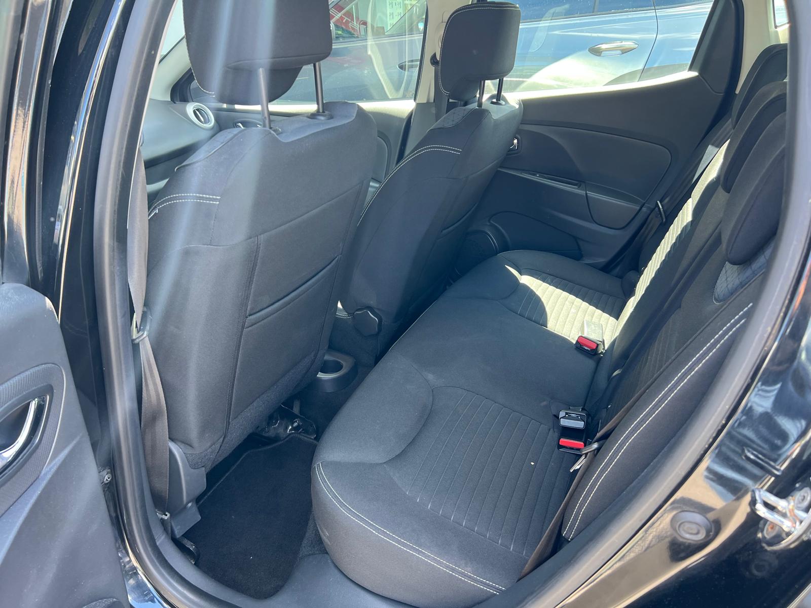 RENAULT Clio 0.9 12V Dynamique-image-9