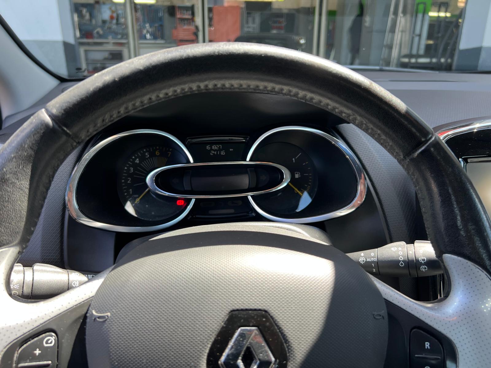 RENAULT Clio 0.9 12V Dynamique-image-6