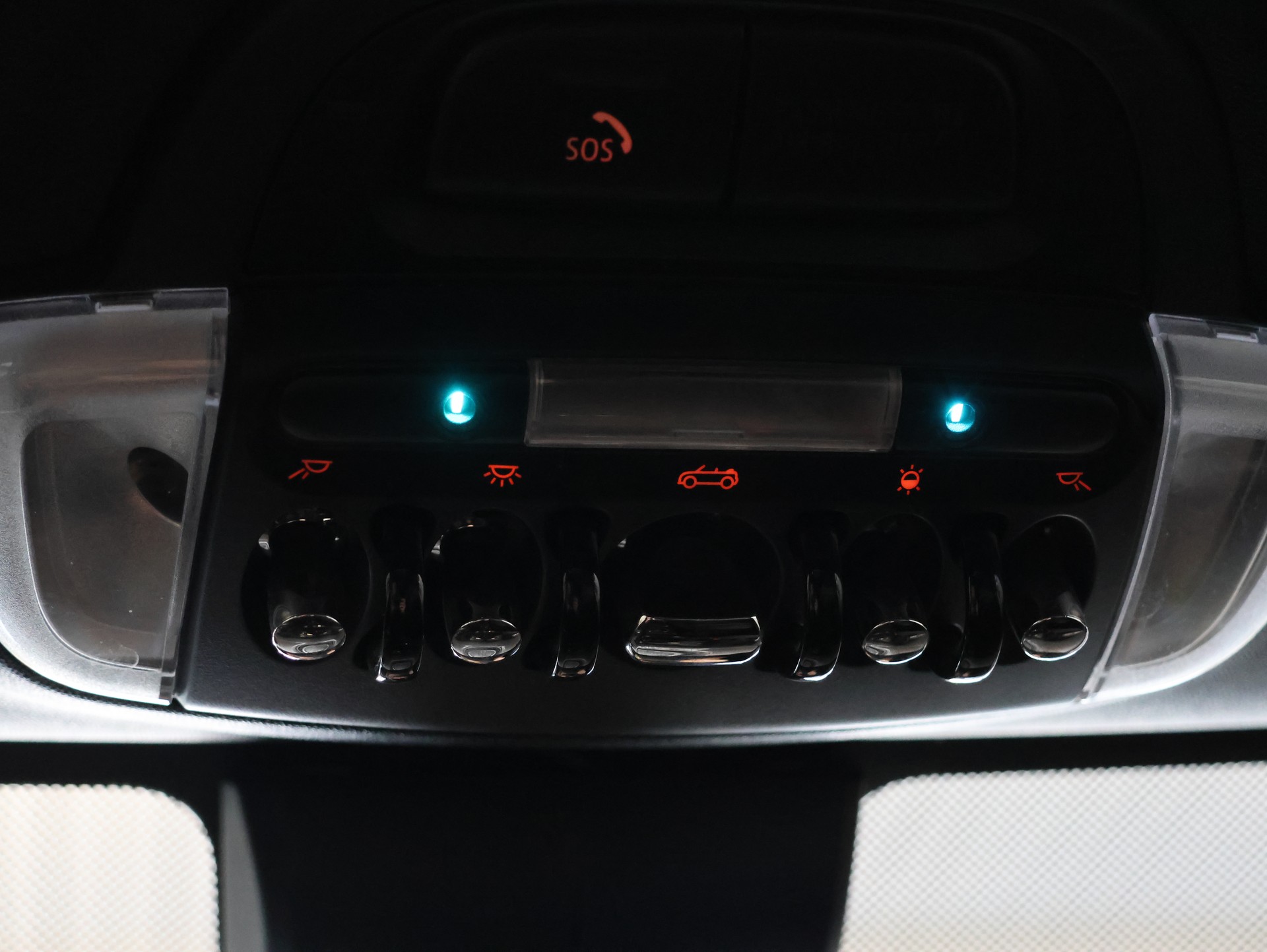 MINI Cooper John Cooper Works Cabriolet Steptronic *Harmon Cardon* Head-Up Display* *360 Kamera*-image-24