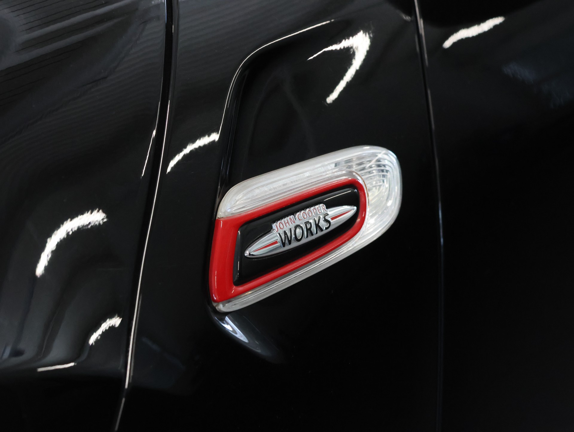 MINI Cooper John Cooper Works Cabriolet Steptronic *Harmon Cardon* Head-Up Display* *360 Kamera*-image-8