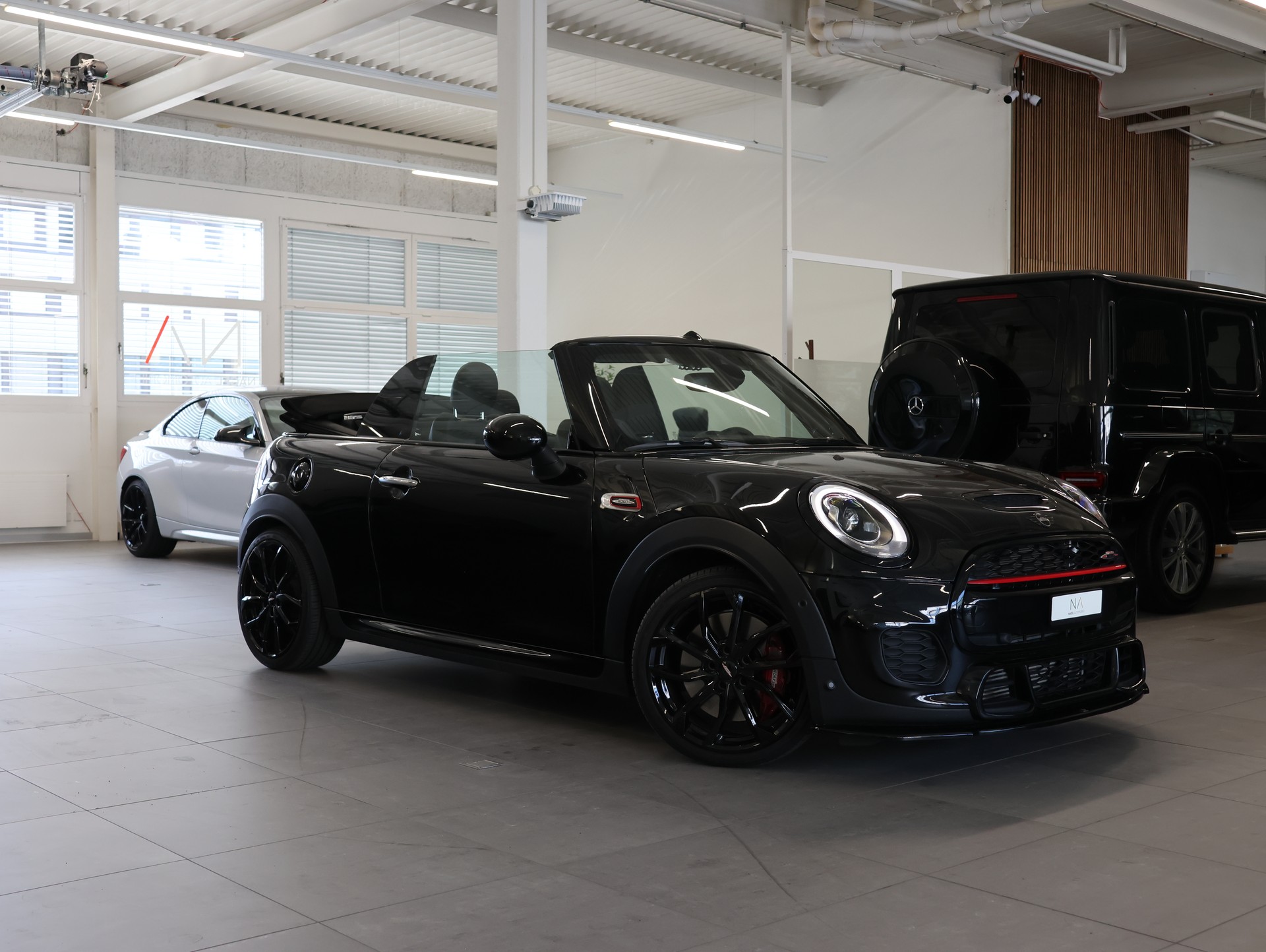 MINI Cooper John Cooper Works Cabriolet Steptronic *Harmon Cardon* Head-Up Display* *360 Kamera*-image-1