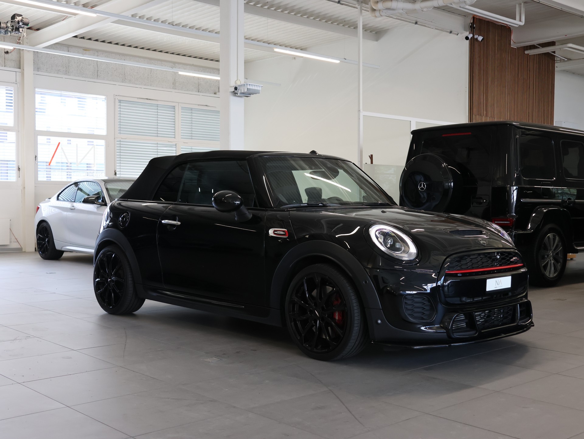 MINI Cooper John Cooper Works Cabriolet Steptronic *Harmon Cardon* Head-Up Display* *360 Kamera*-image-2