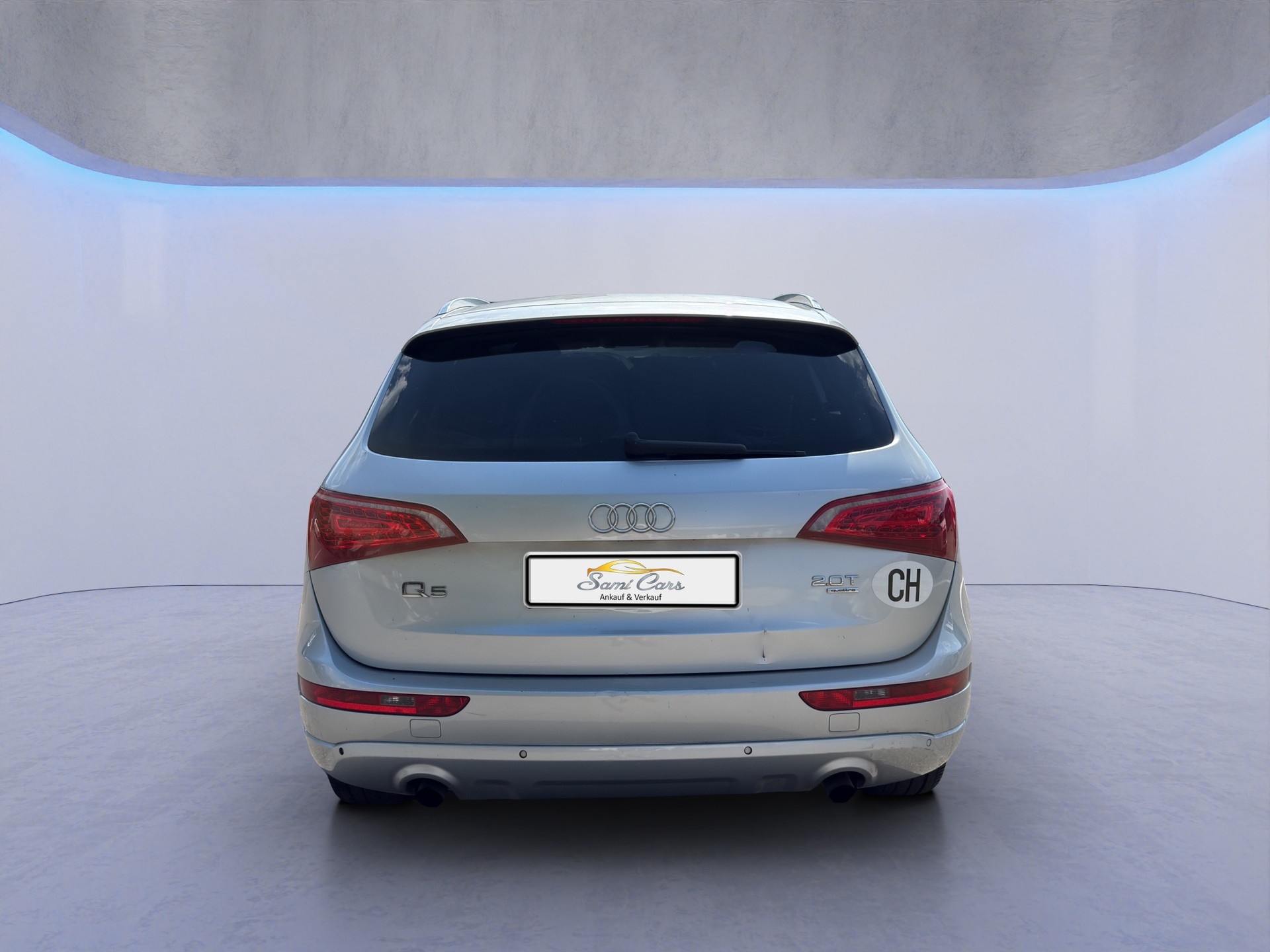 AUDI Q5 2.0 TFSI quattro S-tronic-image-4