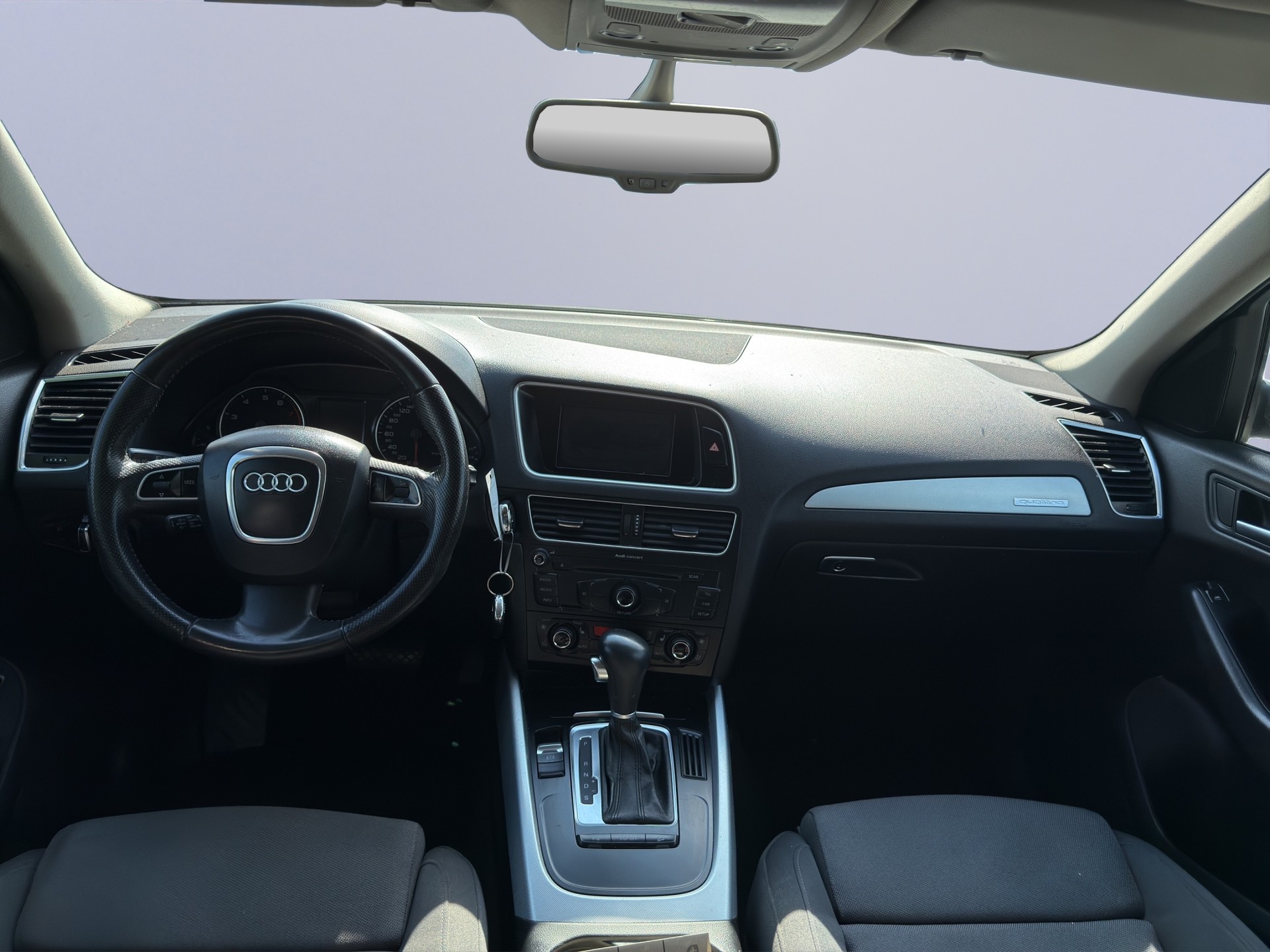 AUDI Q5 2.0 TFSI quattro S-tronic-image-11