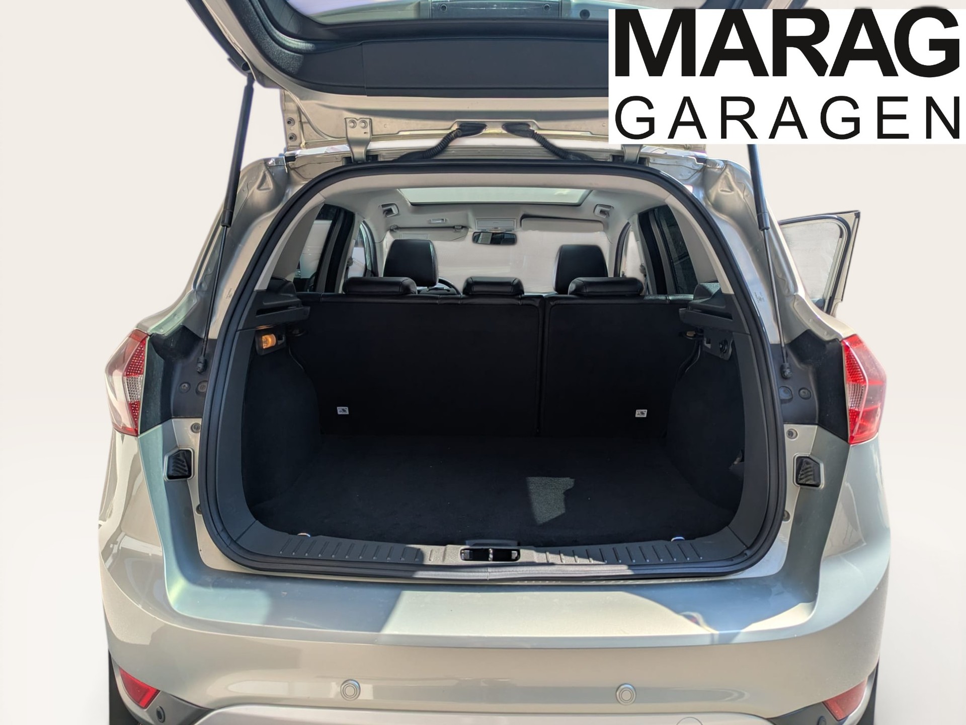 FORD Kuga 2.5 Turbo Titanium 4WD Automatic-image-9