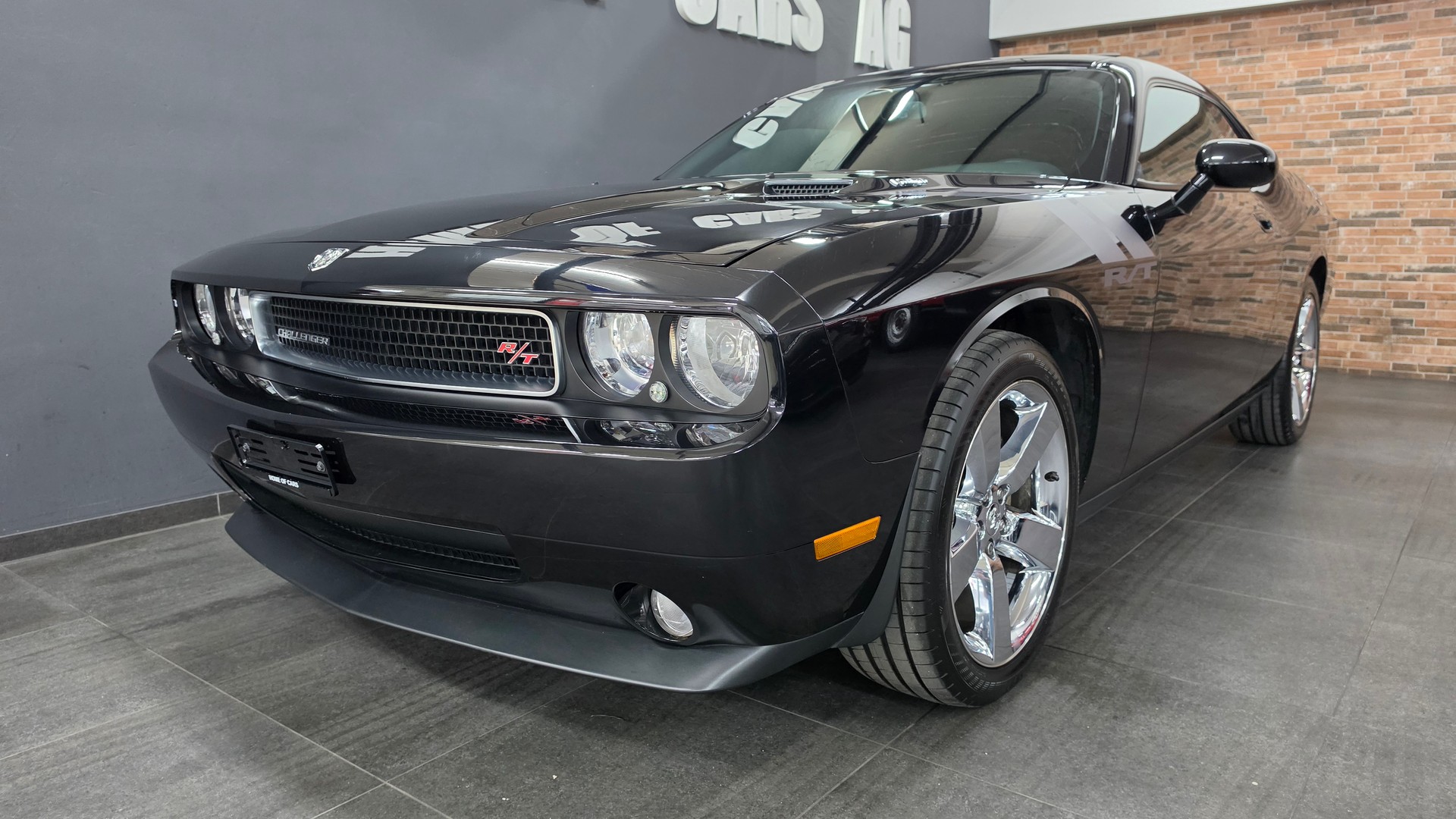 DODGE Challenger 5.7 V8 Hemi R/T-image-1