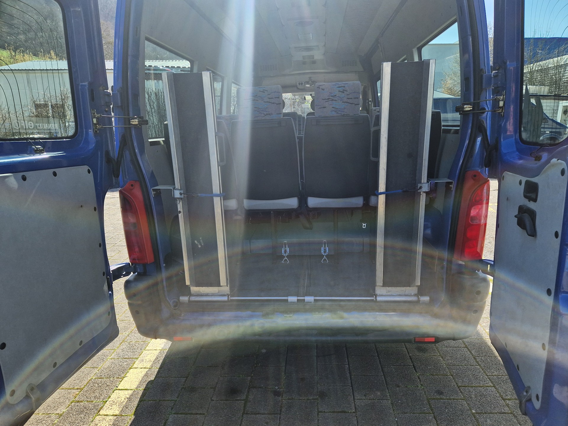 RENAULT T35 2.8 TDi-image-3