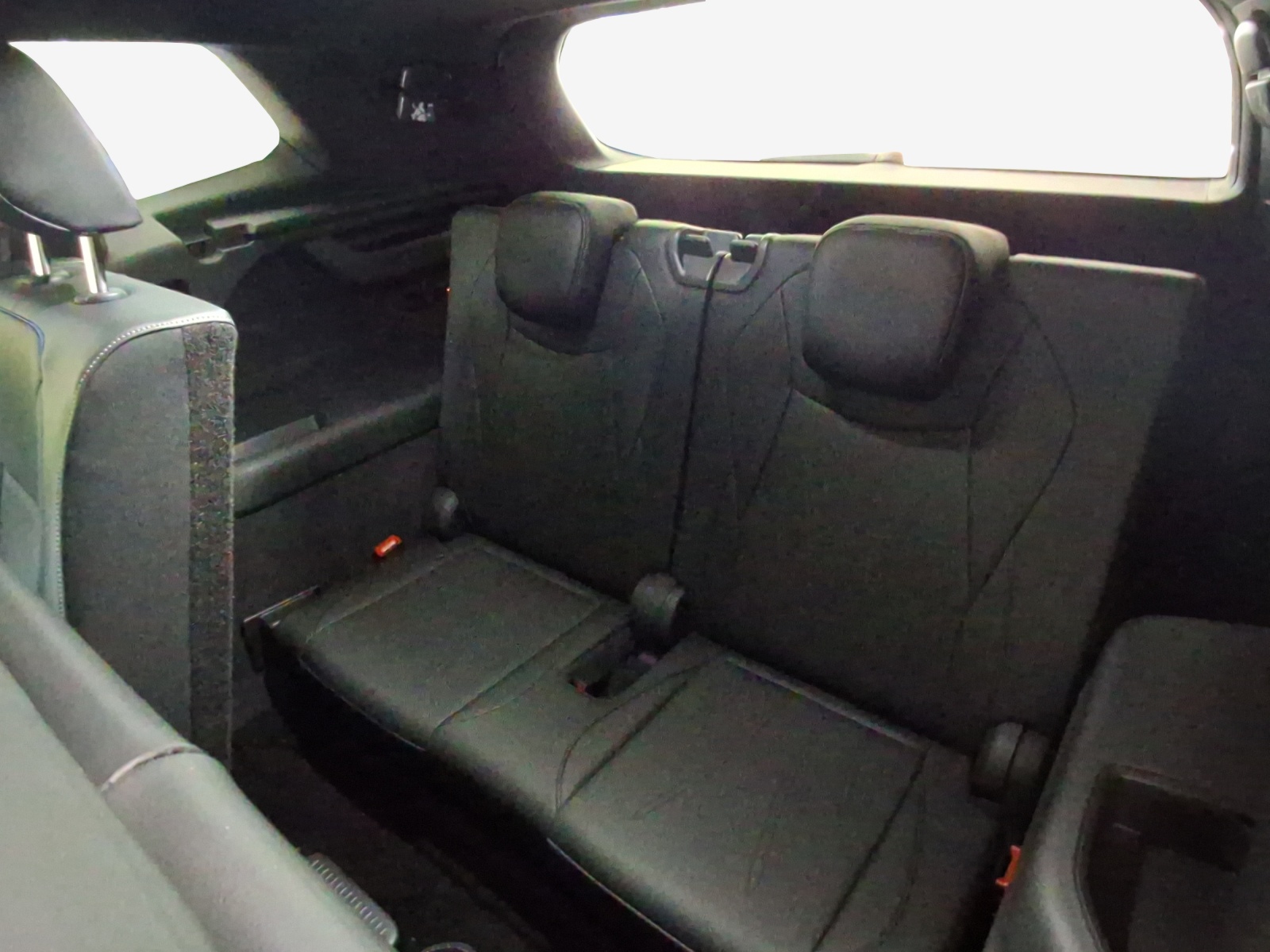 VW Tayron 2.0 TDI SCR R-Line 4Motion DSG-image-14