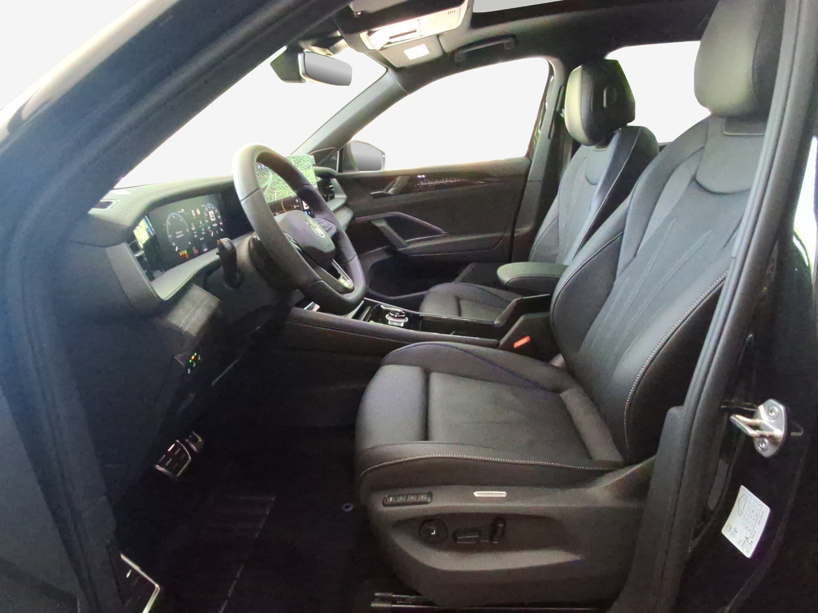 VW Tayron 2.0 TDI SCR R-Line 4Motion DSG-image-7