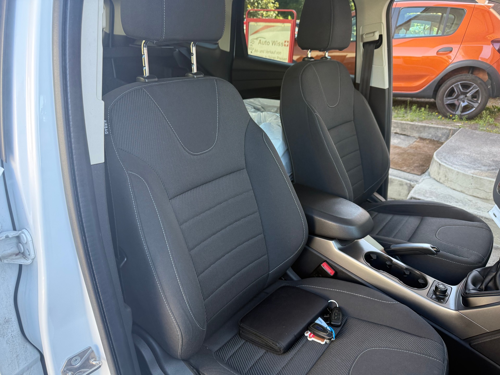 RENAULT Kadjar 1.2 16V Turbo Bose-image-11