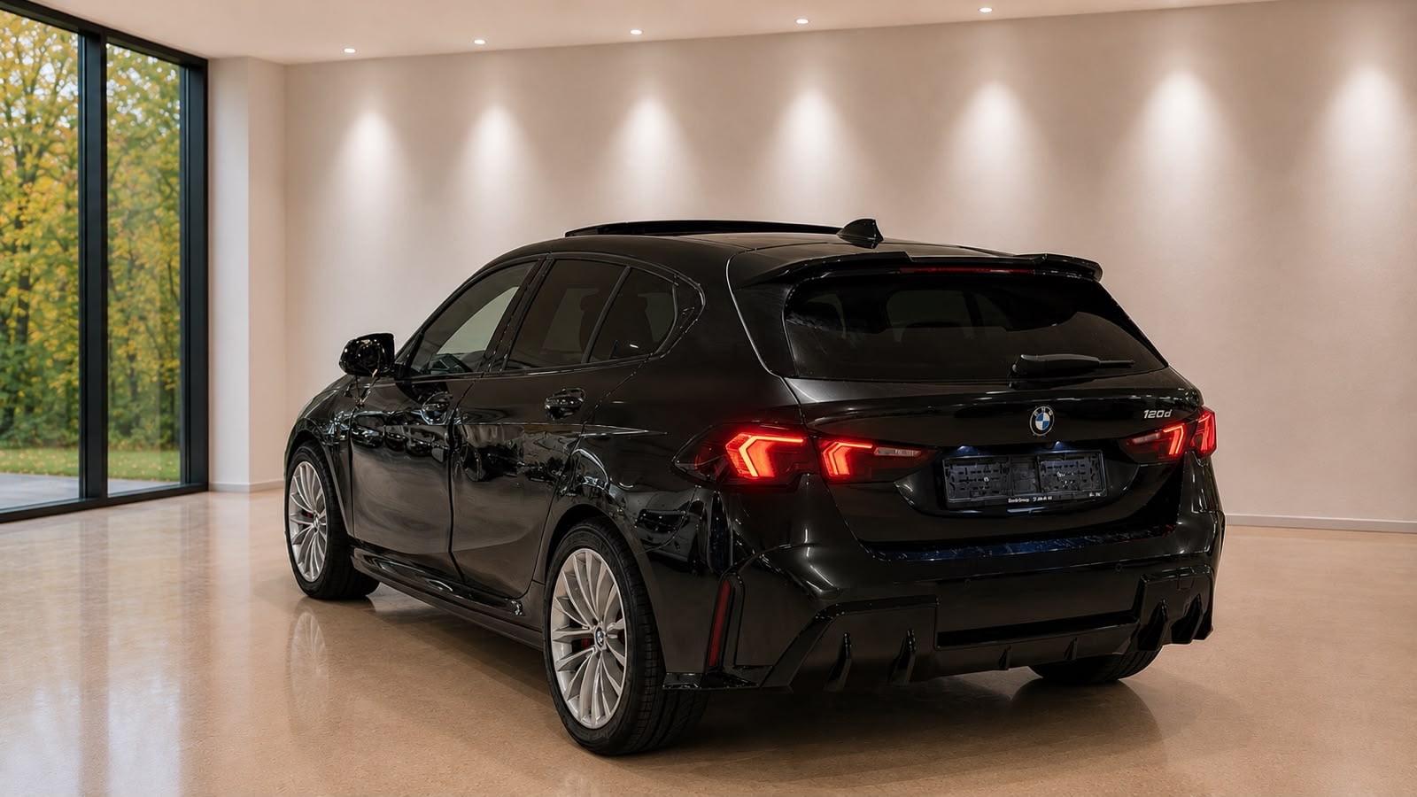 BMW 120d M Sport Steptronic-image-2