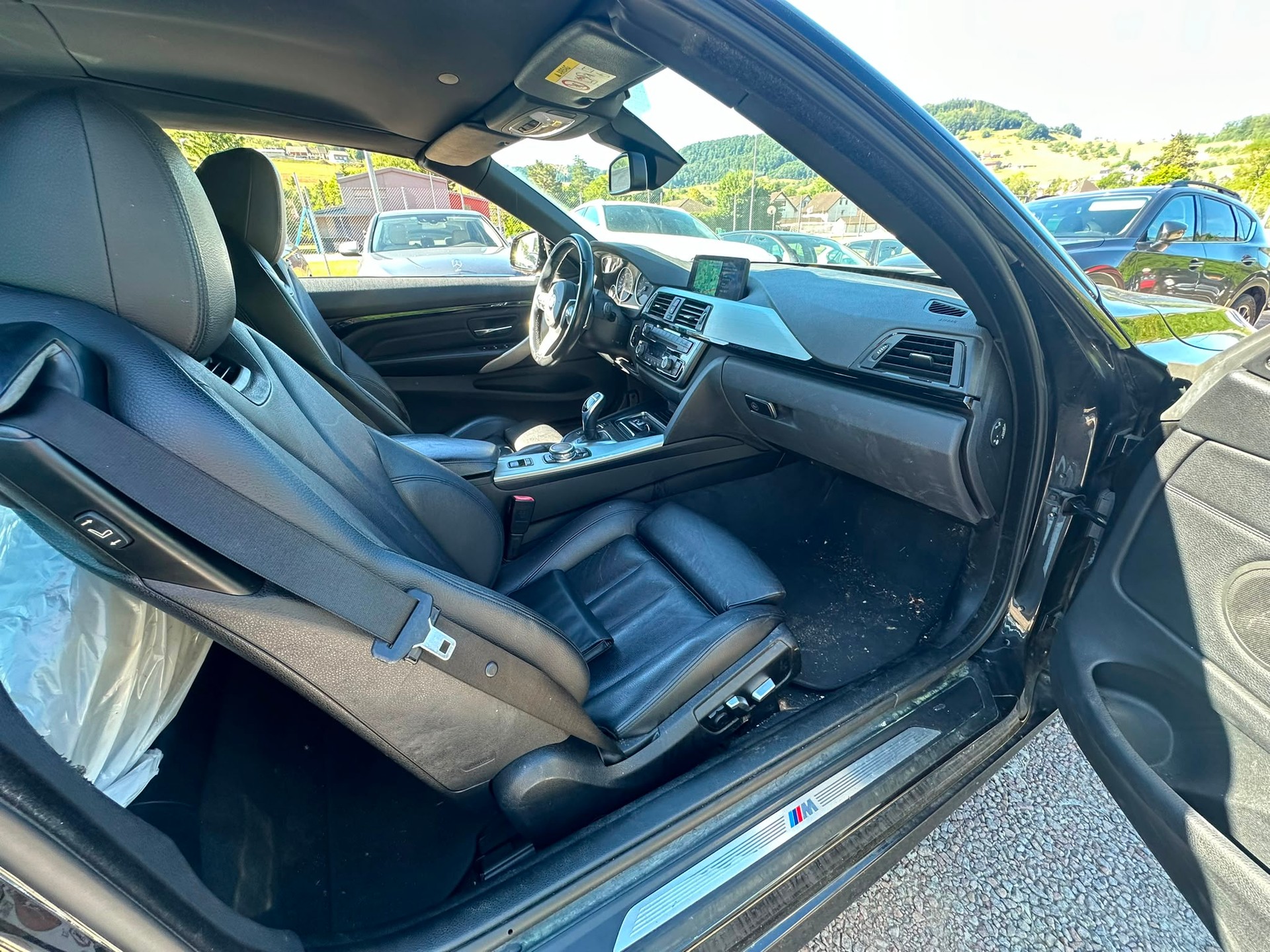 BMW 435i Cabriolet xDrive M Sport Steptronic-image-13