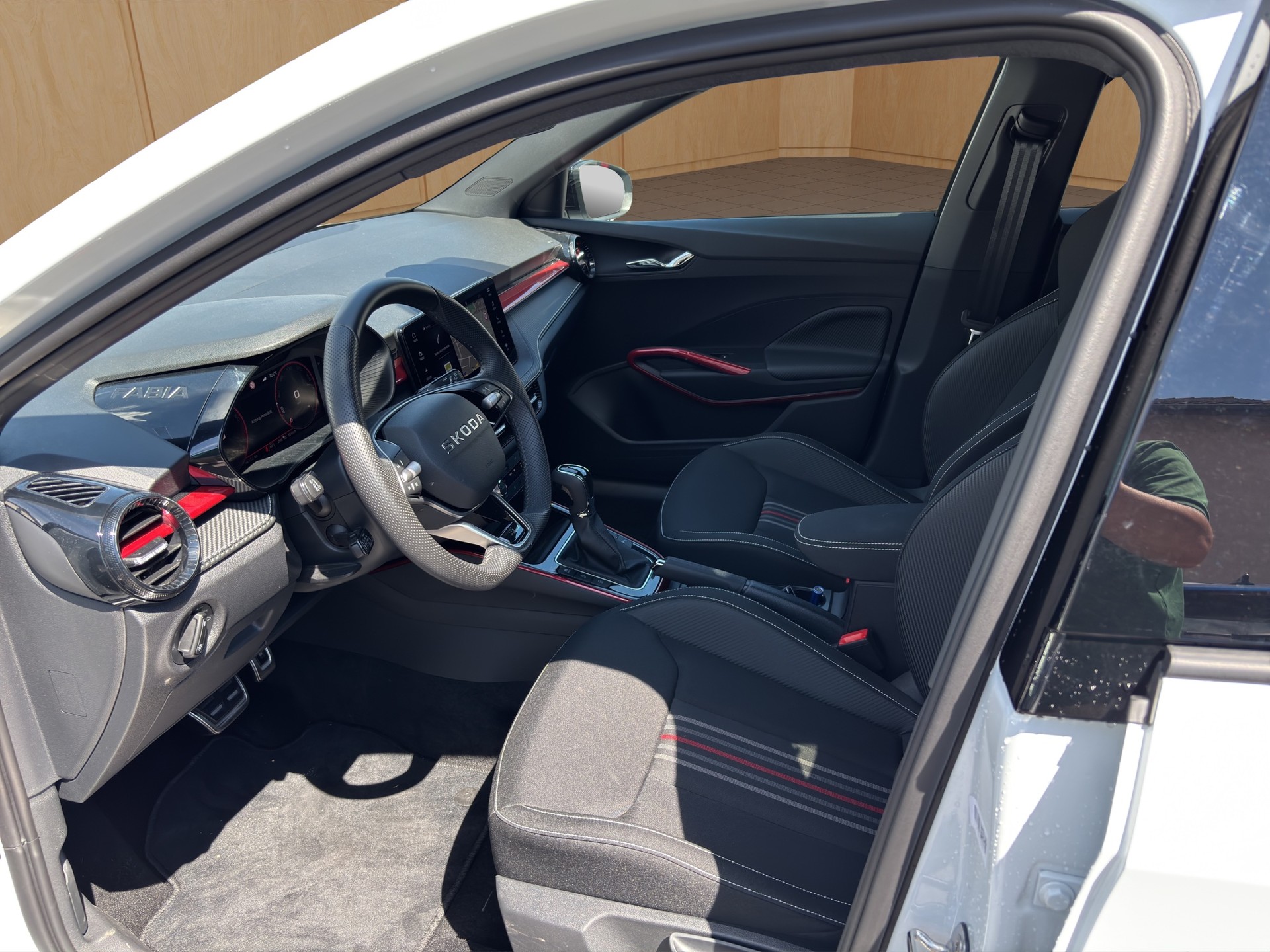 SKODA Fabia 1.0 TSI Monte Carlo DSG-image-6