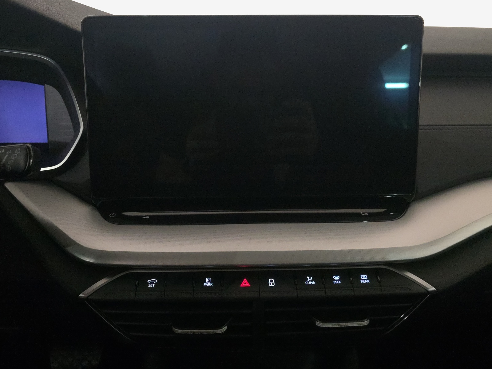 SKODA Octavia Combi 1.5 TSI mHEV DSG Dynamic-image-10