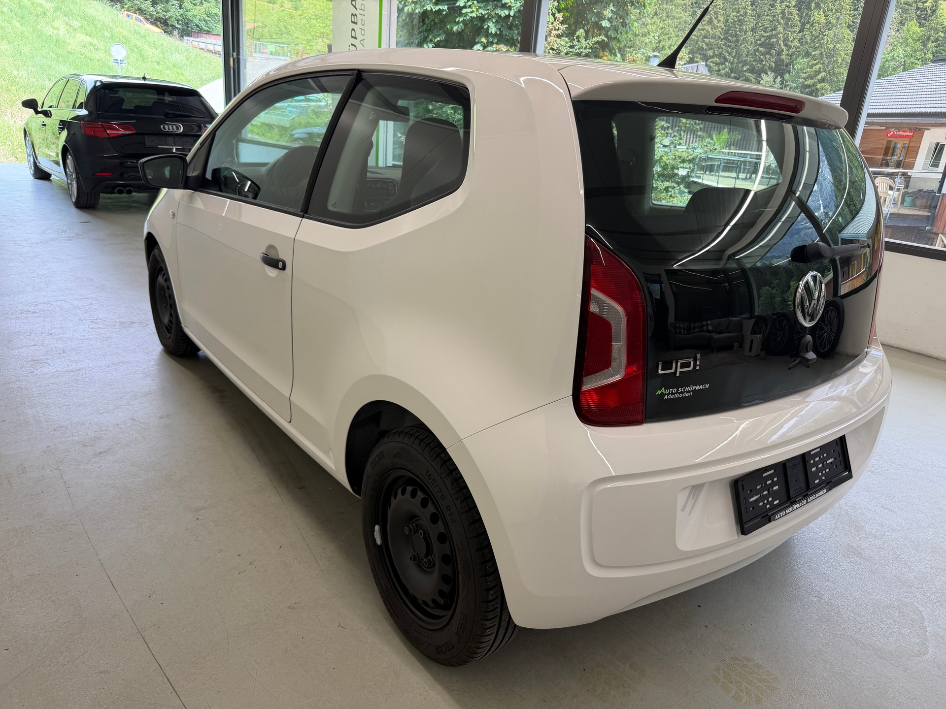VW Up 1.0 take up-image-5
