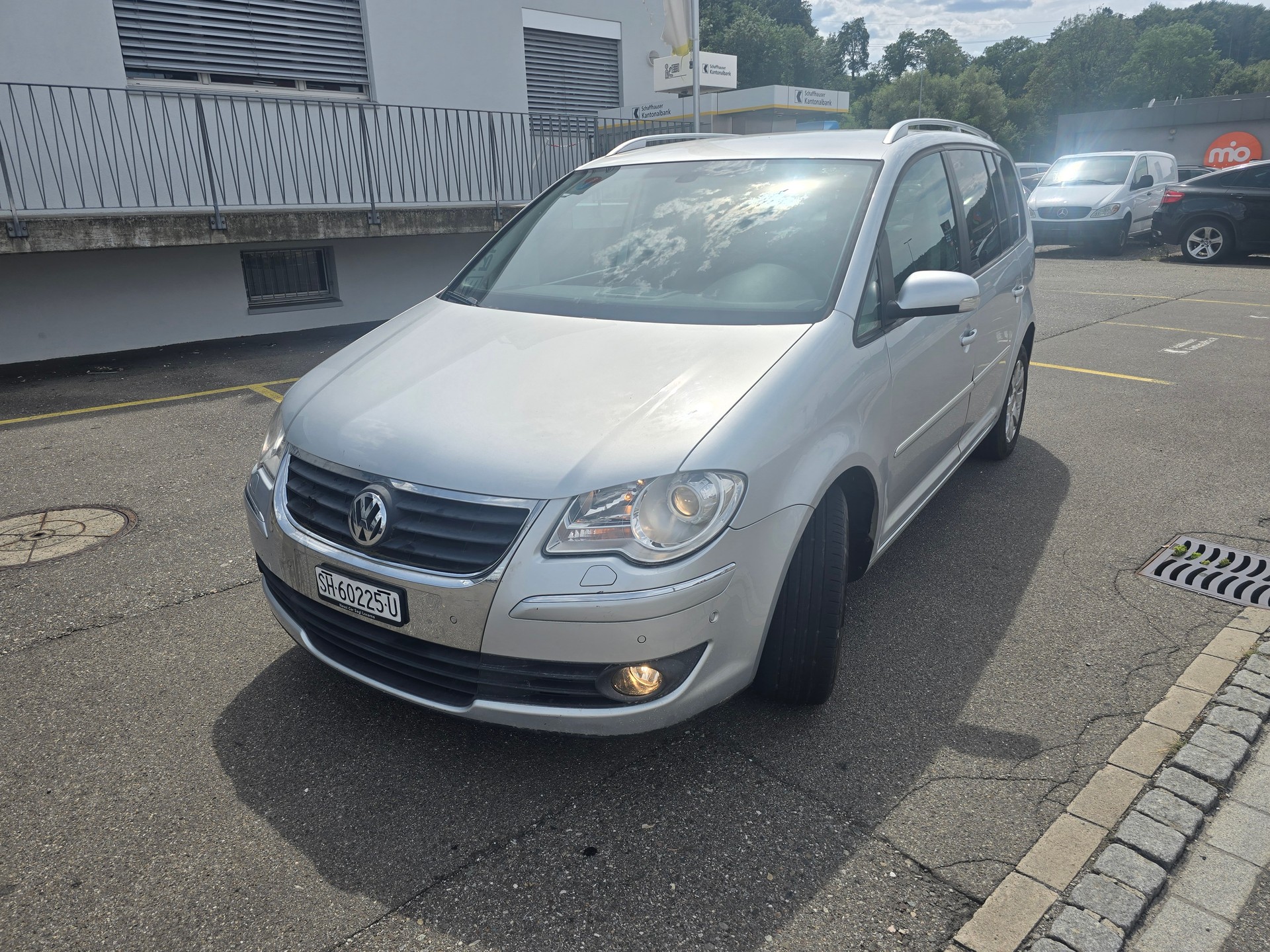 VW Touran 2.0 TDI Trendline-image-0