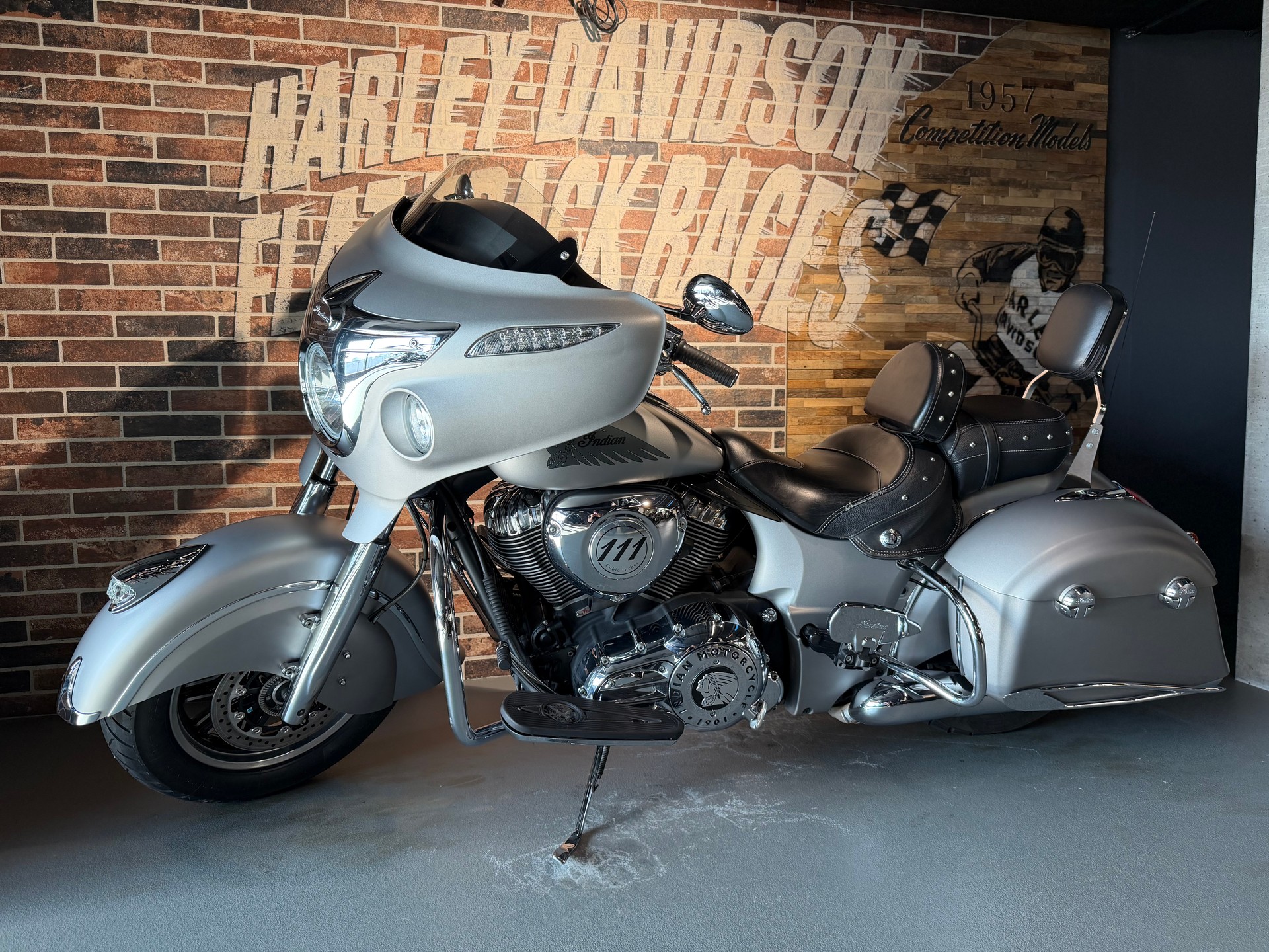 INDIAN Chieftain