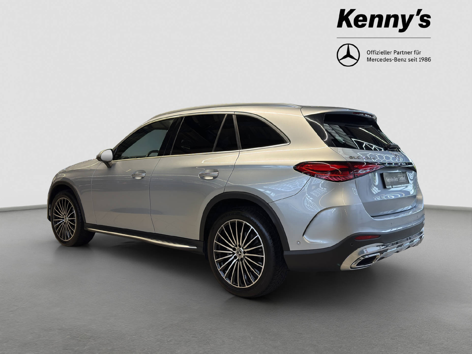 MERCEDES-BENZ GLC 220 d AMG Line 4MATIC-image-3
