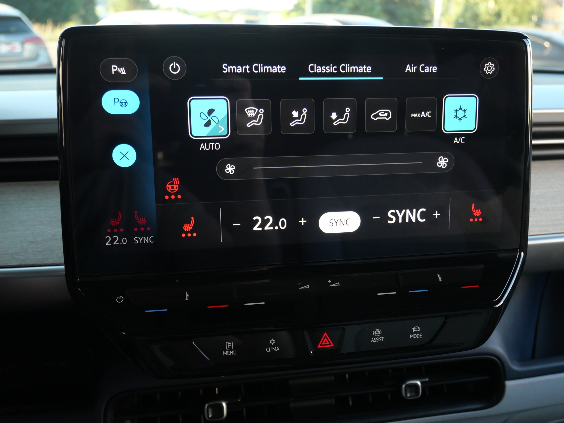 VW ID.Buzz NWB Pro *CH-Auto, Vollausstattung*-image-19