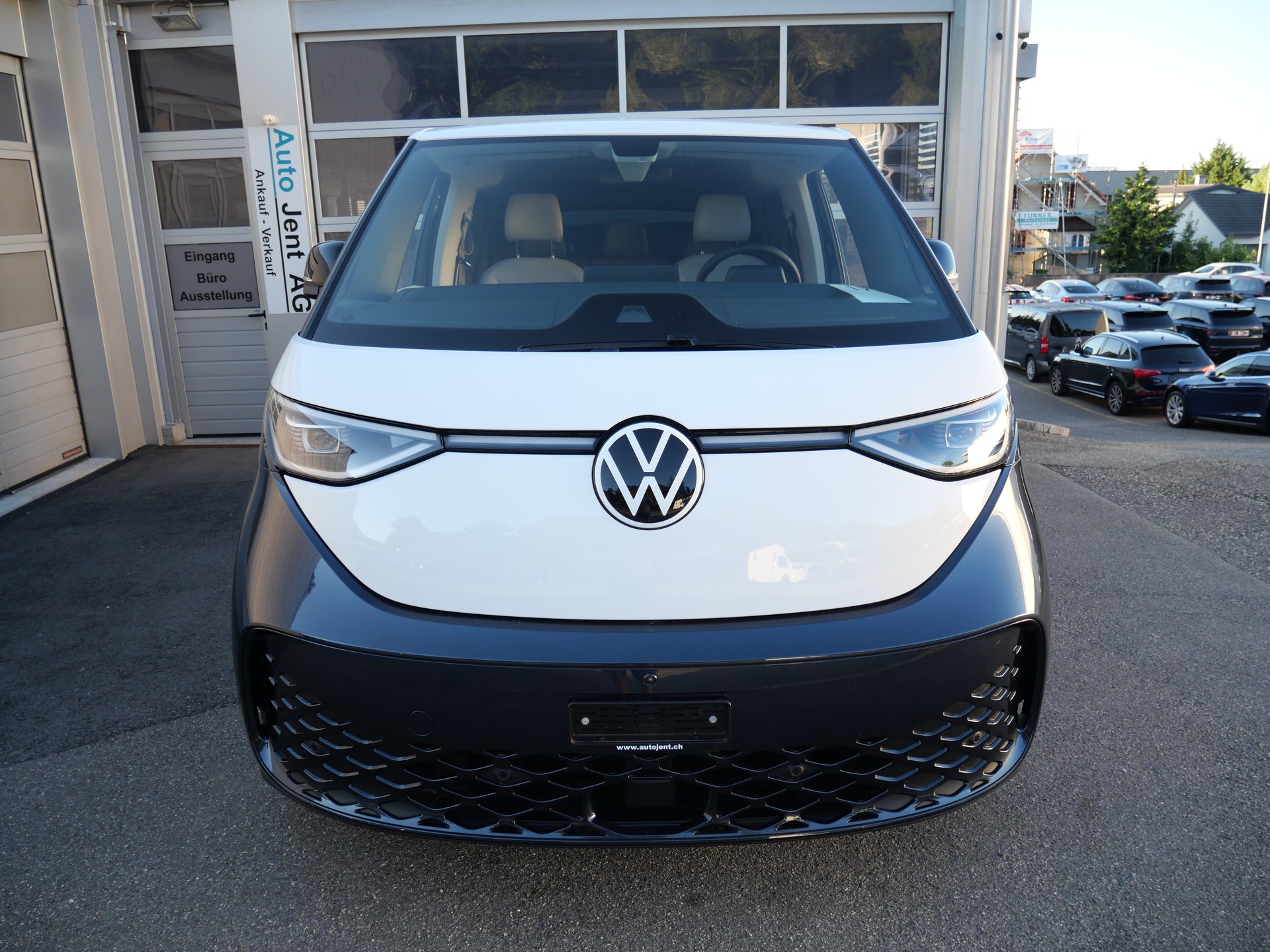 VW ID.Buzz NWB Pro *CH-Auto, Vollausstattung*-image-3