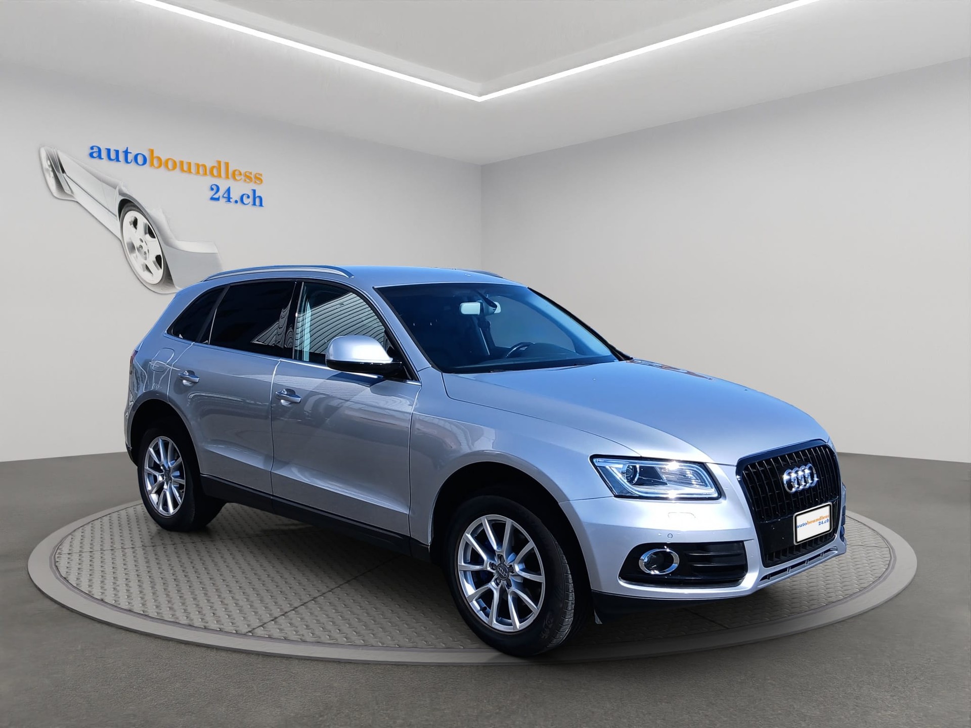 AUDI Q5 2.0 TDI quattro S-tronic-image-8