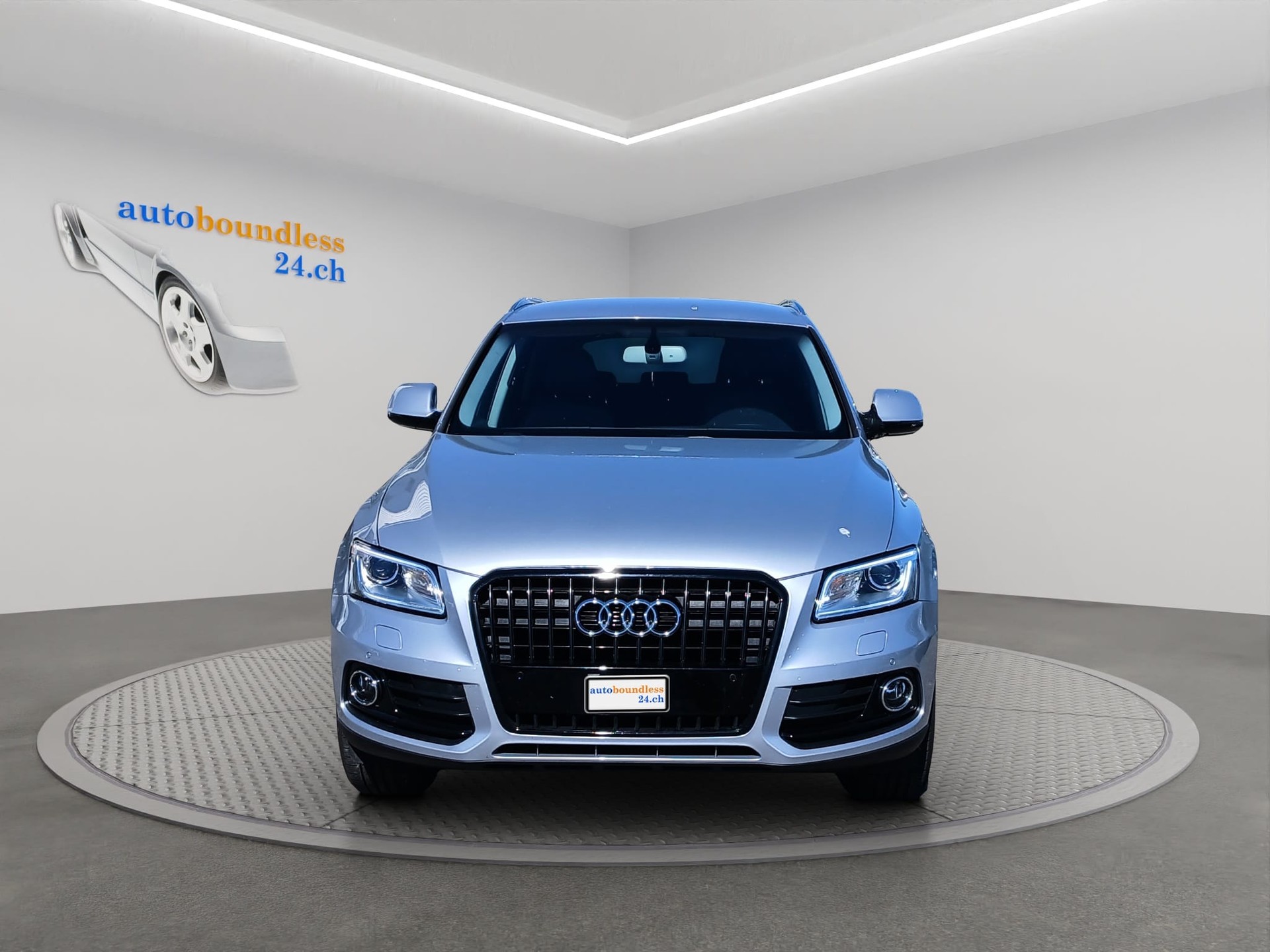 AUDI Q5 2.0 TDI quattro S-tronic-image-0